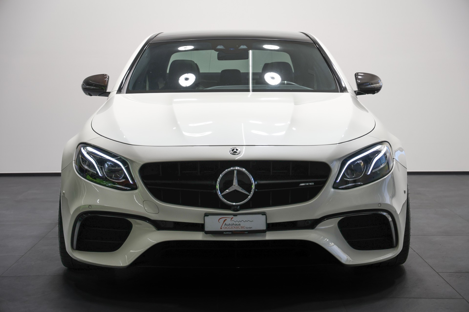 MERCEDES-BENZ E 63 AMG S 4Matic Speedshift MCT *CH-Fahrzeug*Facelift*Carbon Exterieur*-image-4