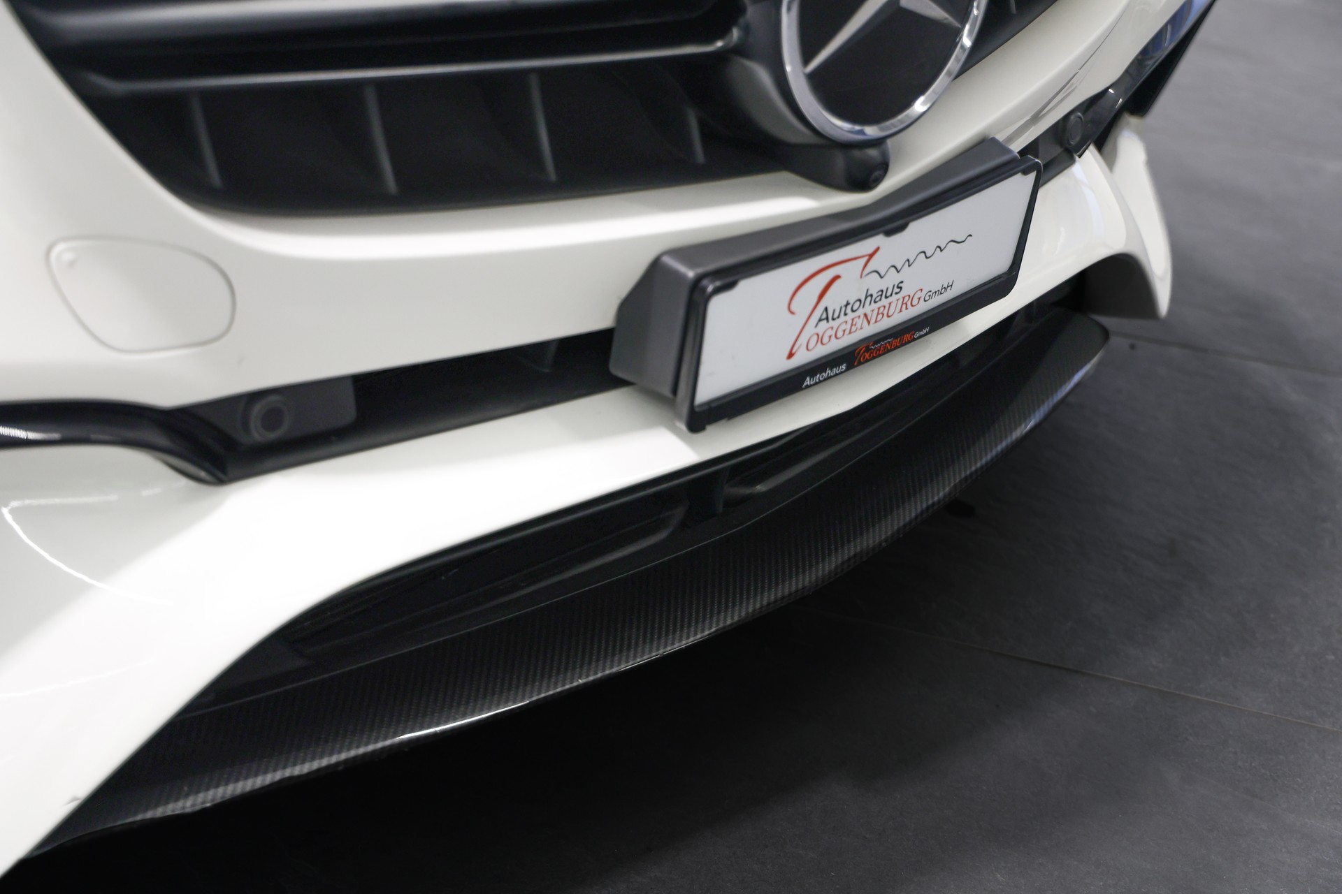 MERCEDES-BENZ E 63 AMG S 4Matic Speedshift MCT *CH-Fahrzeug*Facelift*Carbon Exterieur*-image-15