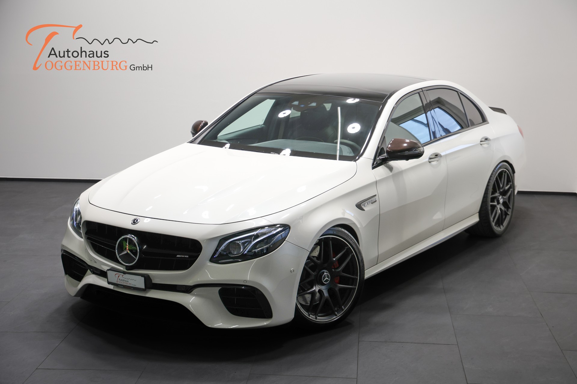 MERCEDES-BENZ E 63 AMG S 4Matic Speedshift MCT *CH-Fahrzeug*Facelift*Carbon Exterieur*-showroom-element-1
