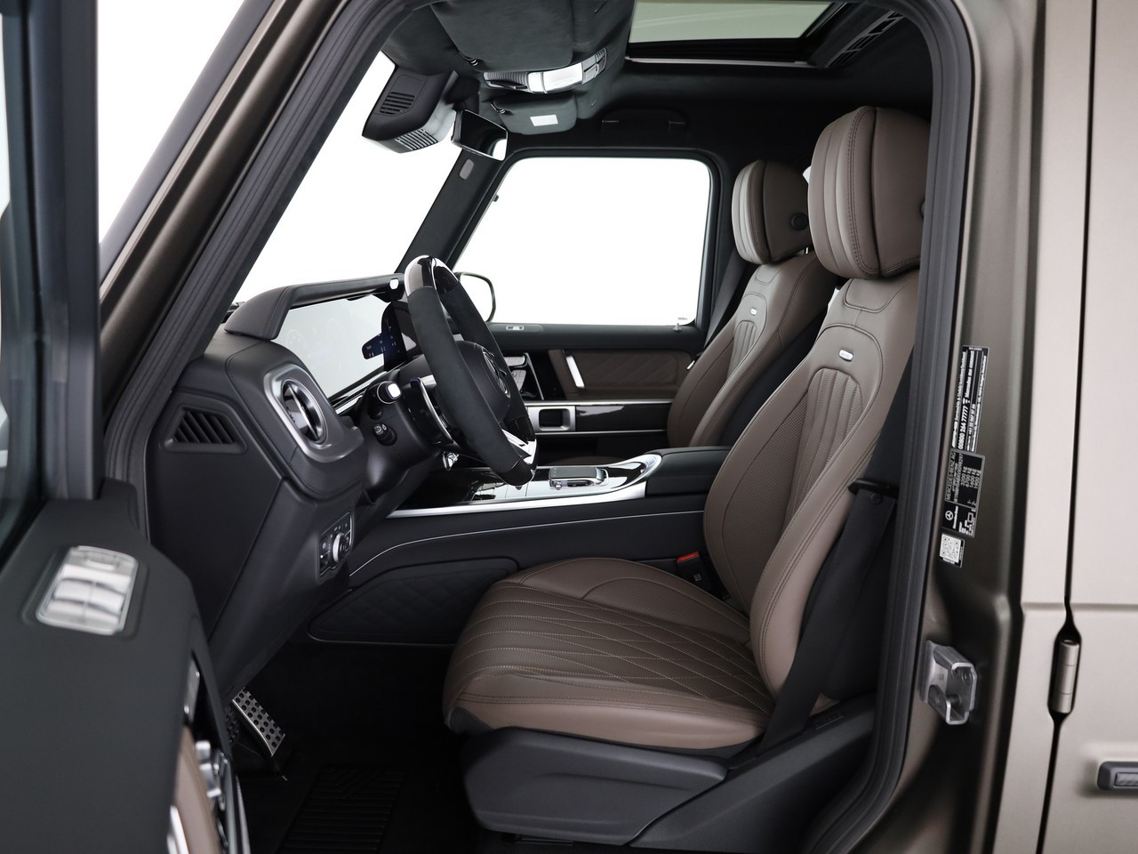 MERCEDES-BENZ G 63 AMG 9G-Tronic-image-4