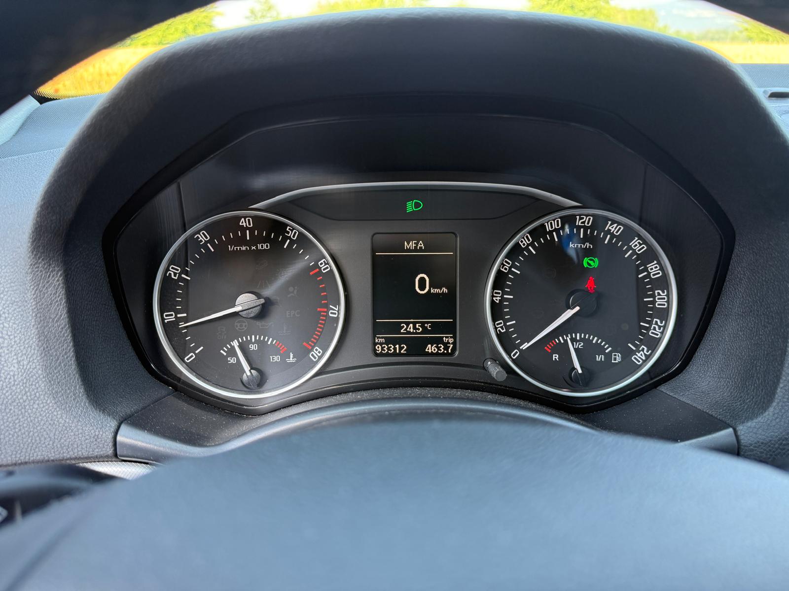 SKODA Octavia 1.4 TSI Elegance DSG-image-9