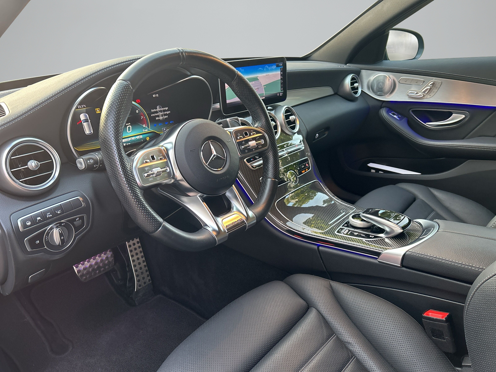 MERCEDES-BENZ C 43 AMG 4Matic 9G-Tronic CH Fahrzeug mit Gratisservice-Facelift ModellSchiebedach-Burmester Sound-360 Grad Kamera-image-5