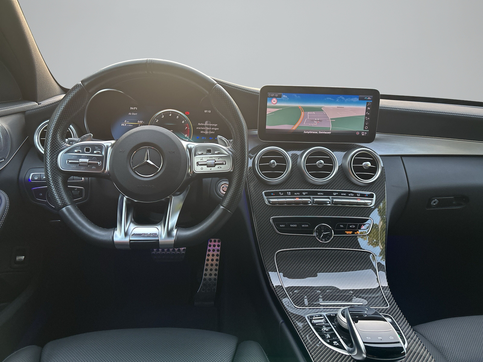 MERCEDES-BENZ C 43 AMG 4Matic 9G-Tronic CH Fahrzeug mit Gratisservice-Facelift ModellSchiebedach-Burmester Sound-360 Grad Kamera-image-6