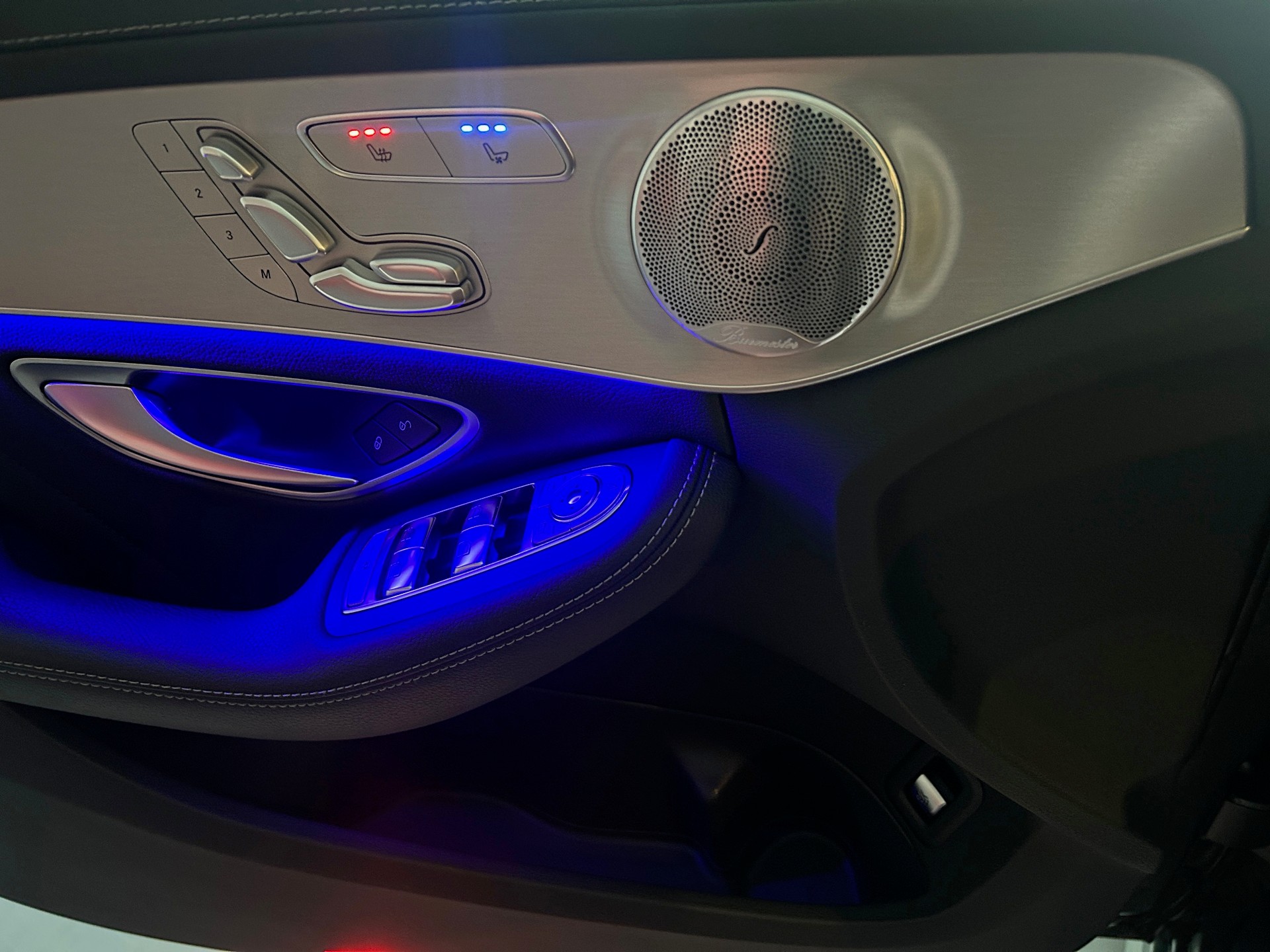 MERCEDES-BENZ C 43 AMG 4Matic 9G-Tronic CH Fahrzeug mit Gratisservice-Facelift ModellSchiebedach-Burmester Sound-360 Grad Kamera-image-9