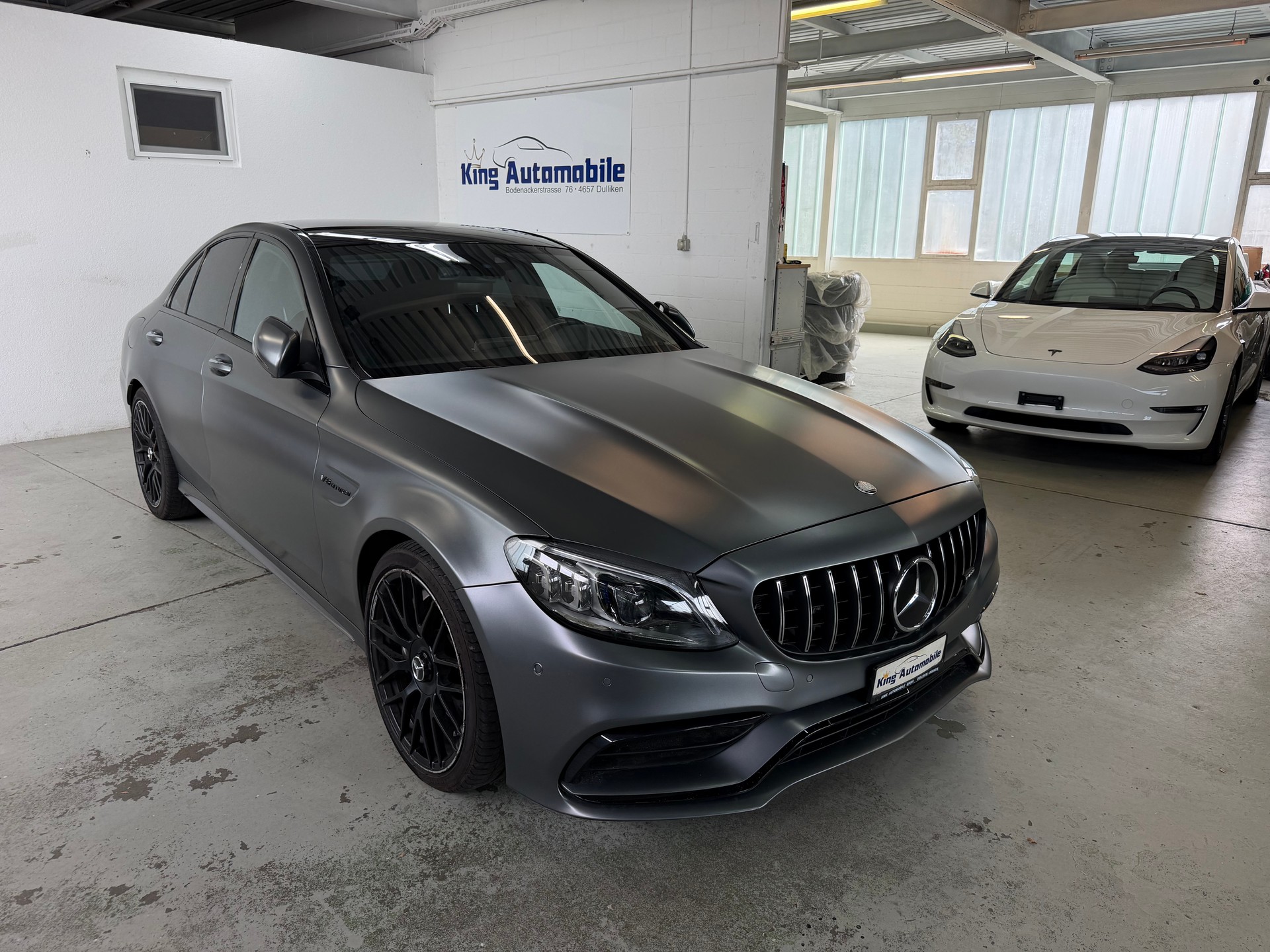 MERCEDES-BENZ C 63 AMG Speedshift | Frisch MFK | Multibeam LED | Burmester | Pano Dach-showroom-element-3