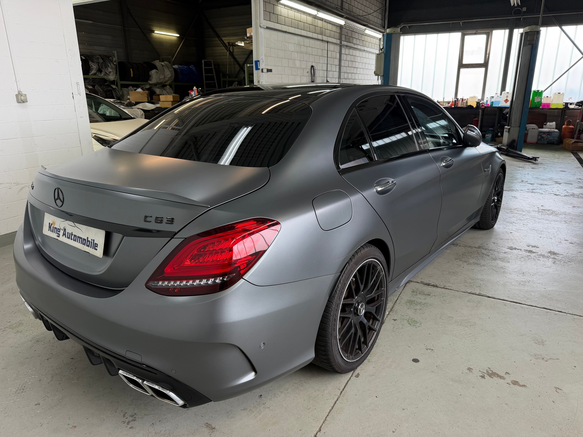 MERCEDES-BENZ C 63 AMG Speedshift | Frisch MFK | Multibeam LED | Burmester | Pano Dach-image-6
