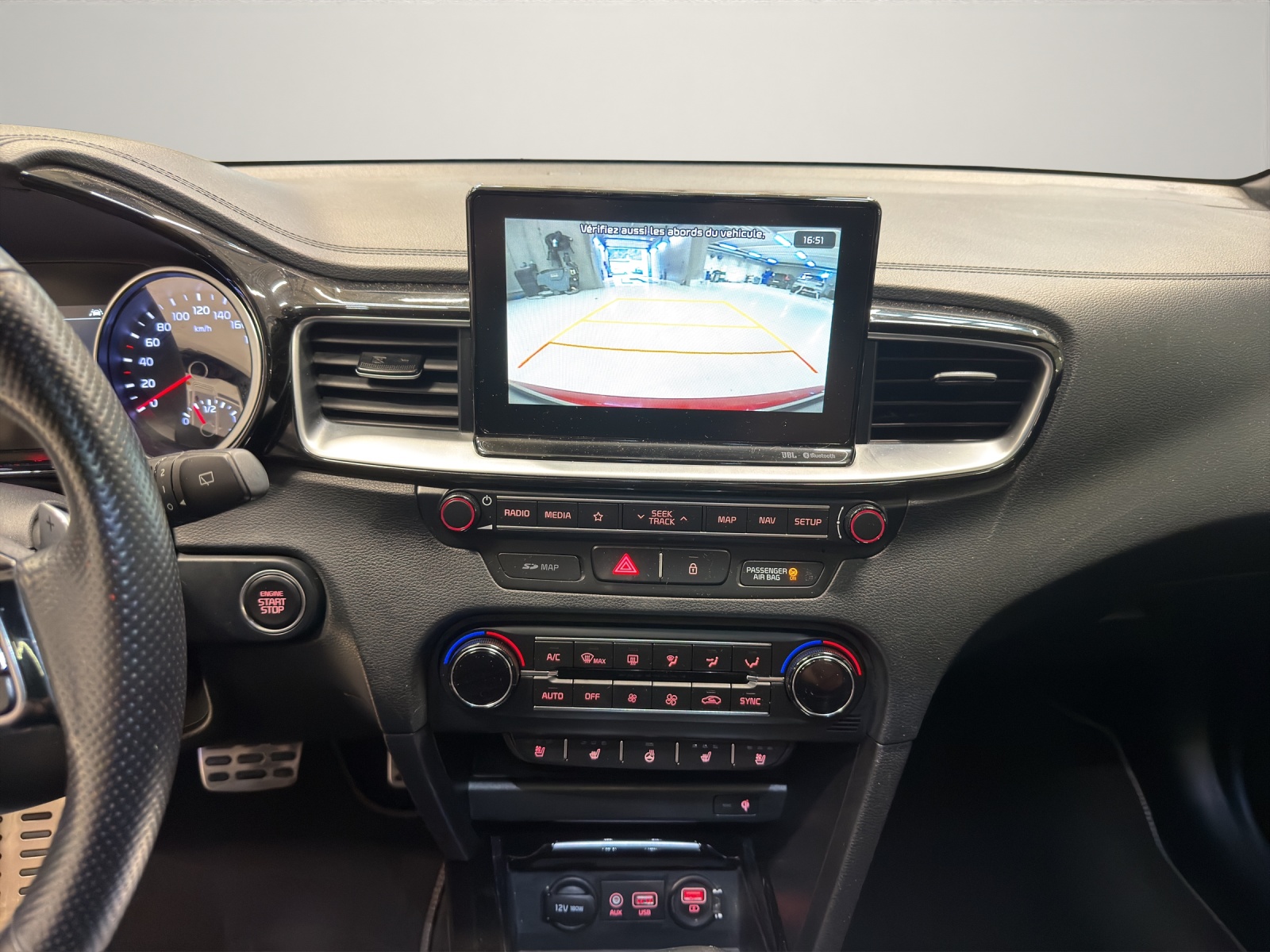 KIA ProCeed 1.4 T-GDi GT-Line-image-12