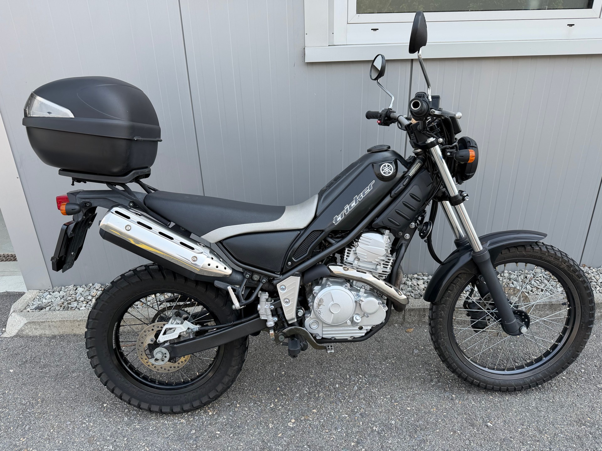 YAMAHA XG 250 Tricker