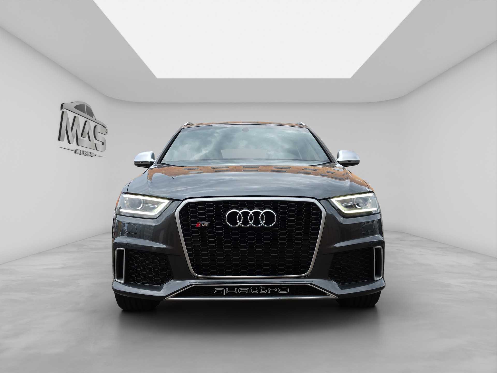 AUDI RS Q3 2.5 TFSI quattro S-tronic-showroom-element-1