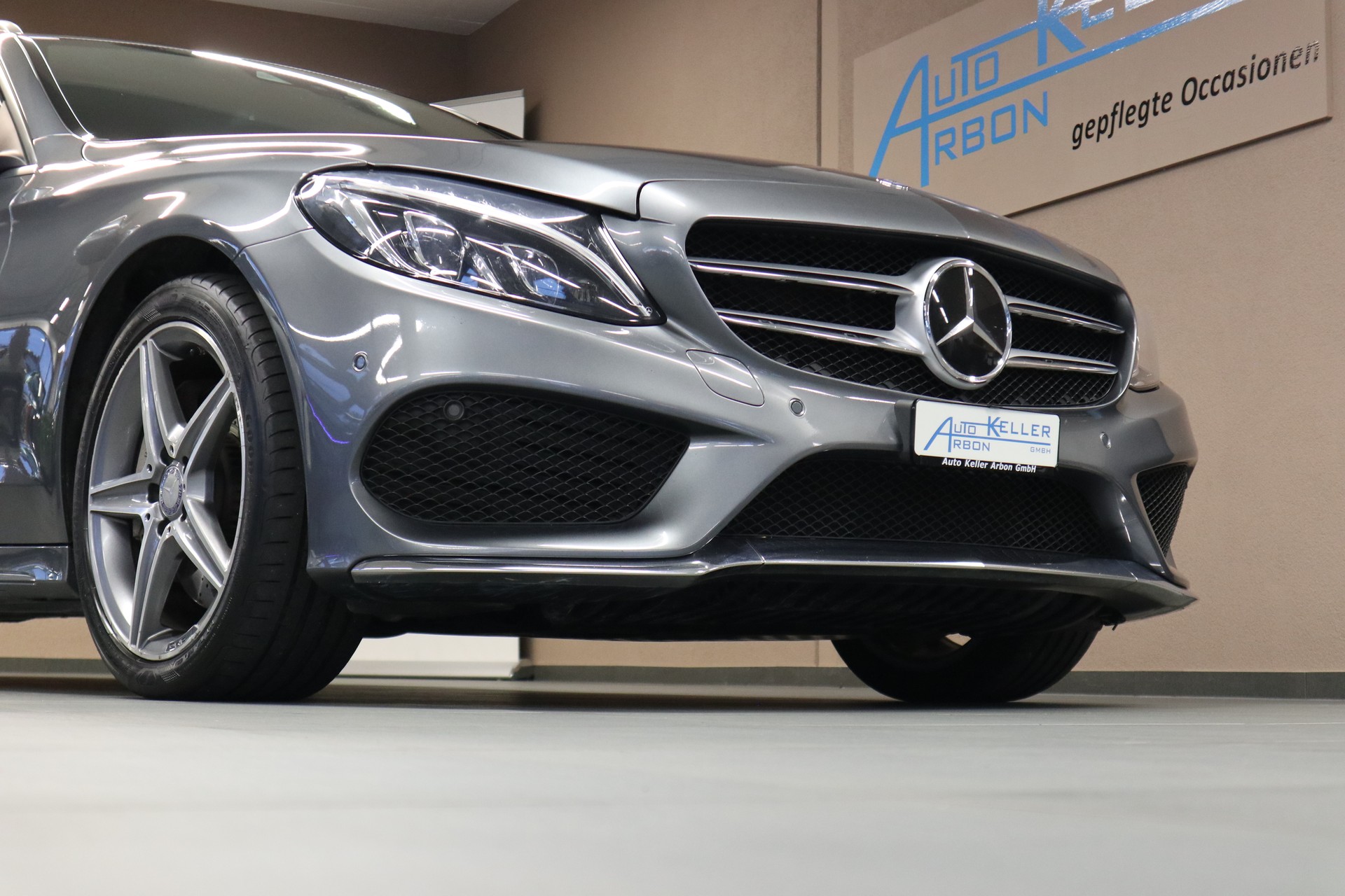 MERCEDES-BENZ C 250 d Swiss Star AMG Line 4m Kombi-image-4