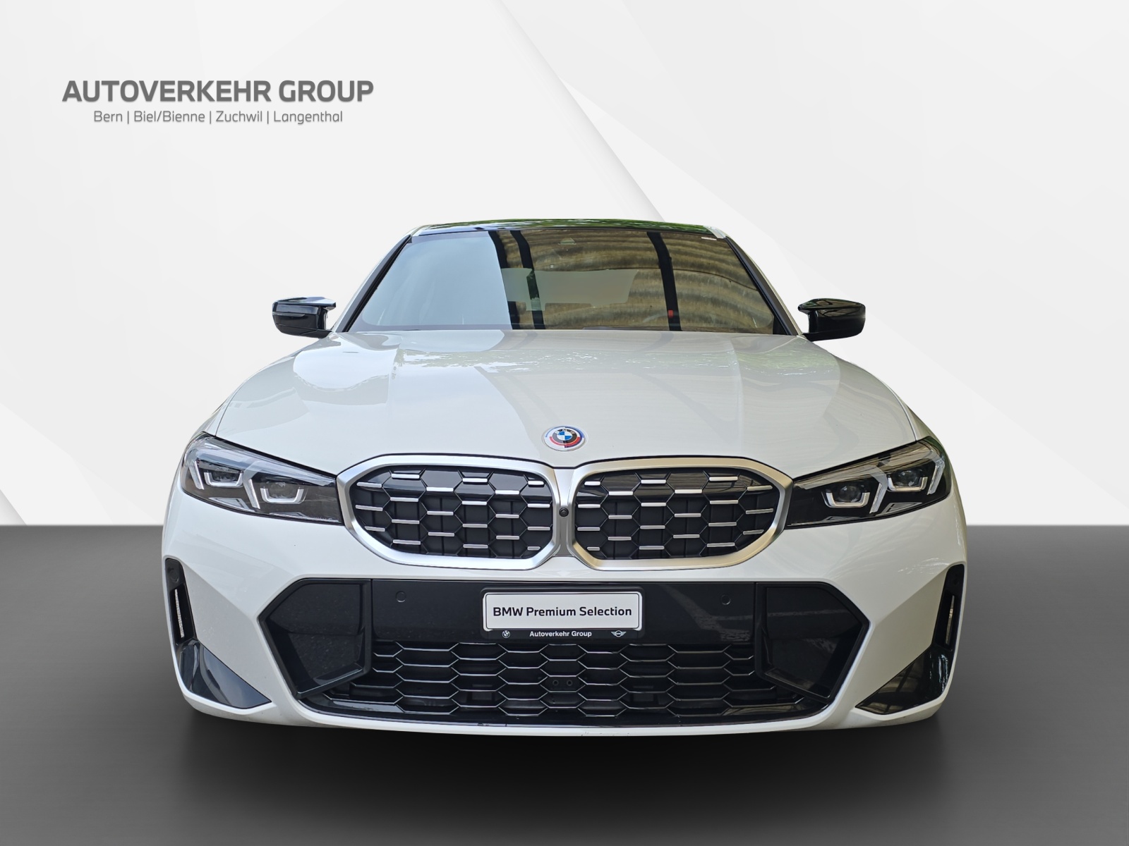 BMW M340i xDrive 48V-showroom-element-1
