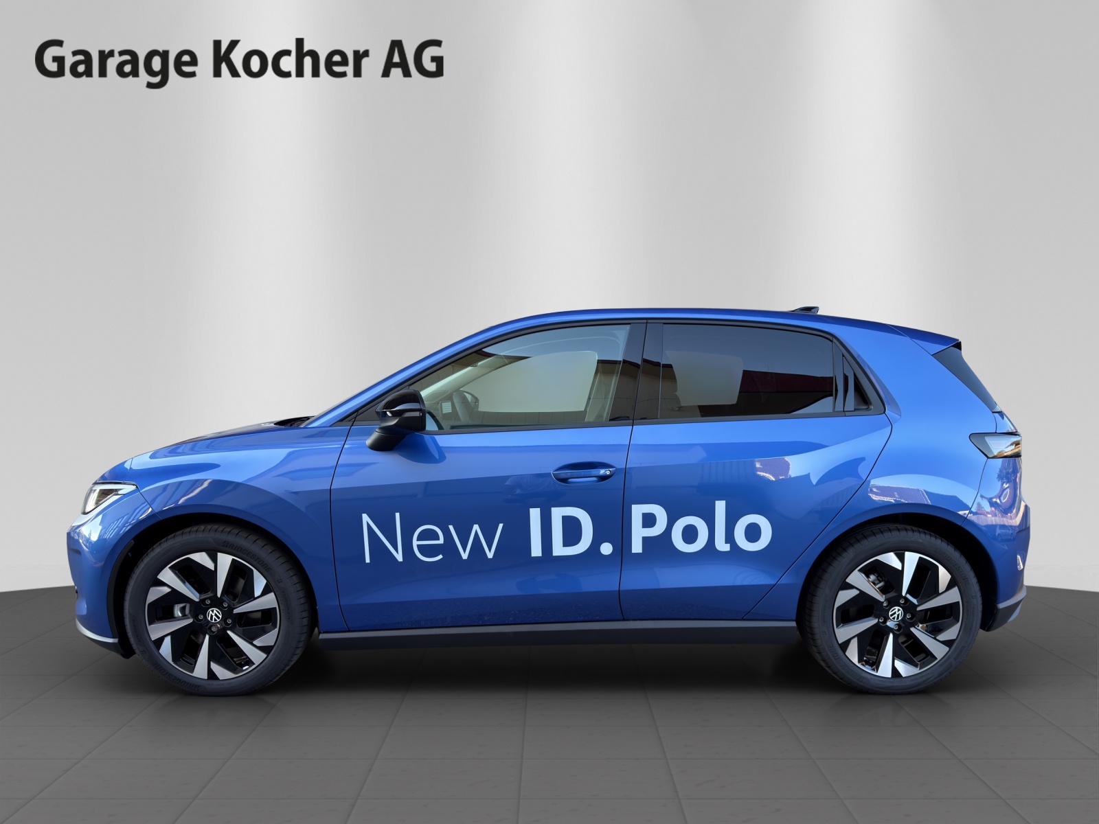 VW ID.Polo 52 kWh Life Edition One-showroom-element-2