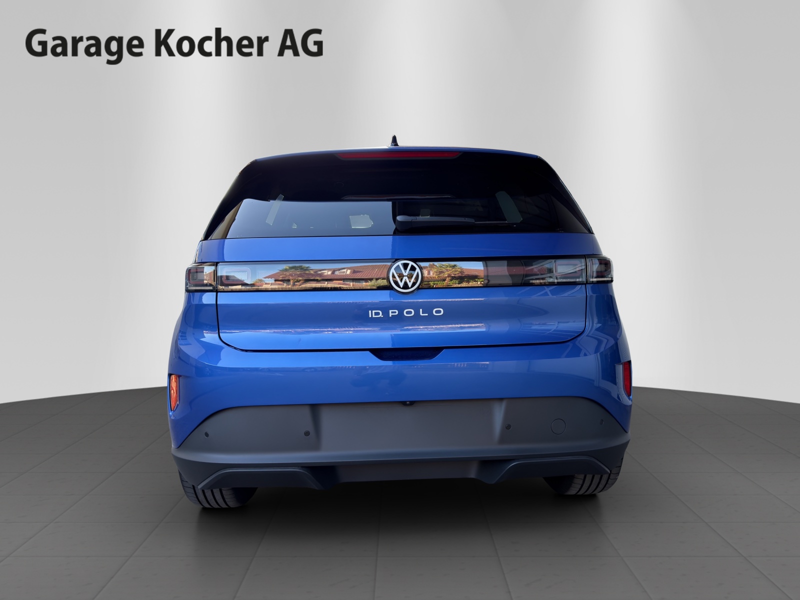 VW ID.Polo 52 kWh Life Edition One-showroom-element-3