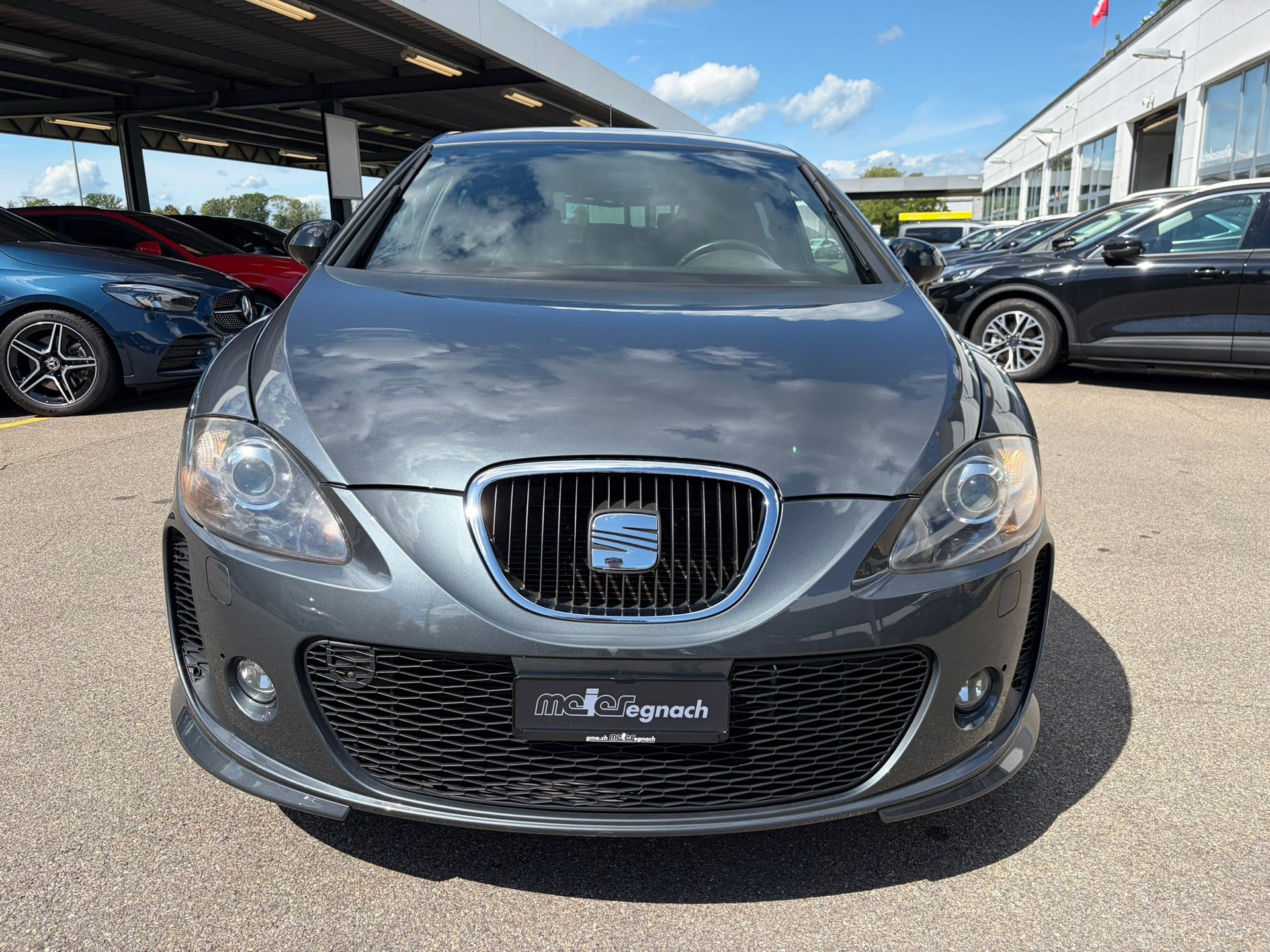 SEAT Leon 2.0 TSI Cupra R-image-1