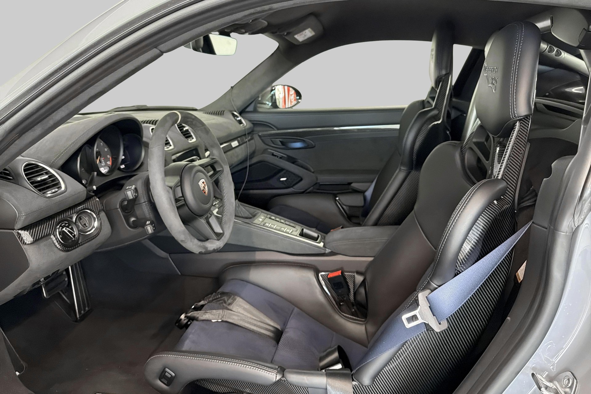 PORSCHE 718 Cayman GT4 RS PDK-image-7