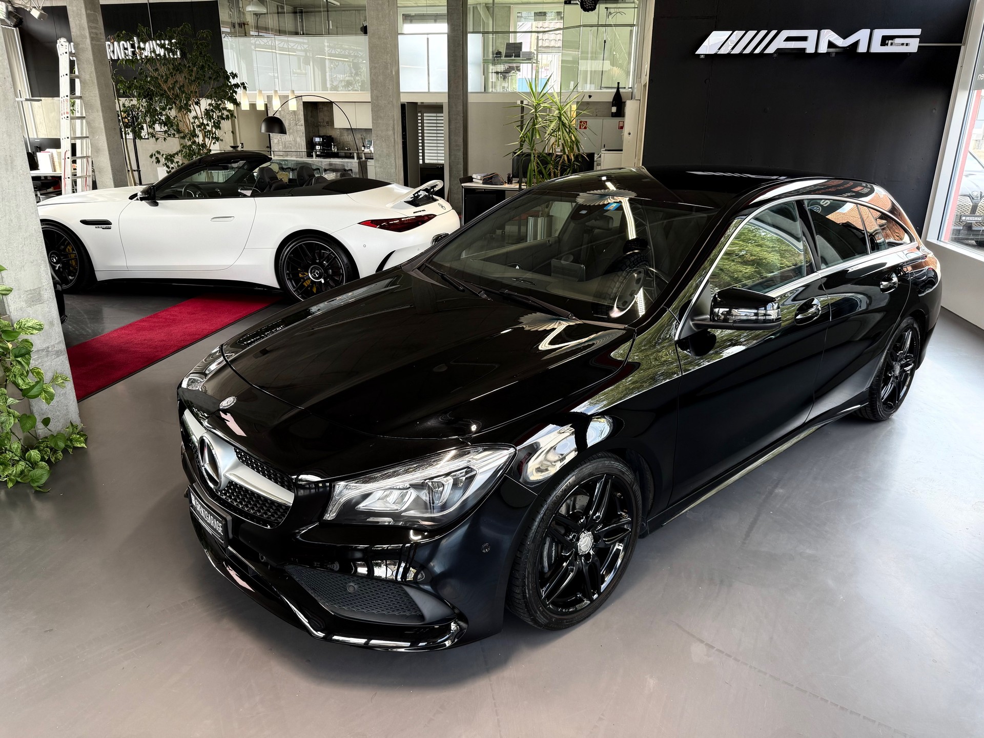 MERCEDES-BENZ CLA Shooting Br 200 d Swiss Star AMG Line 4M