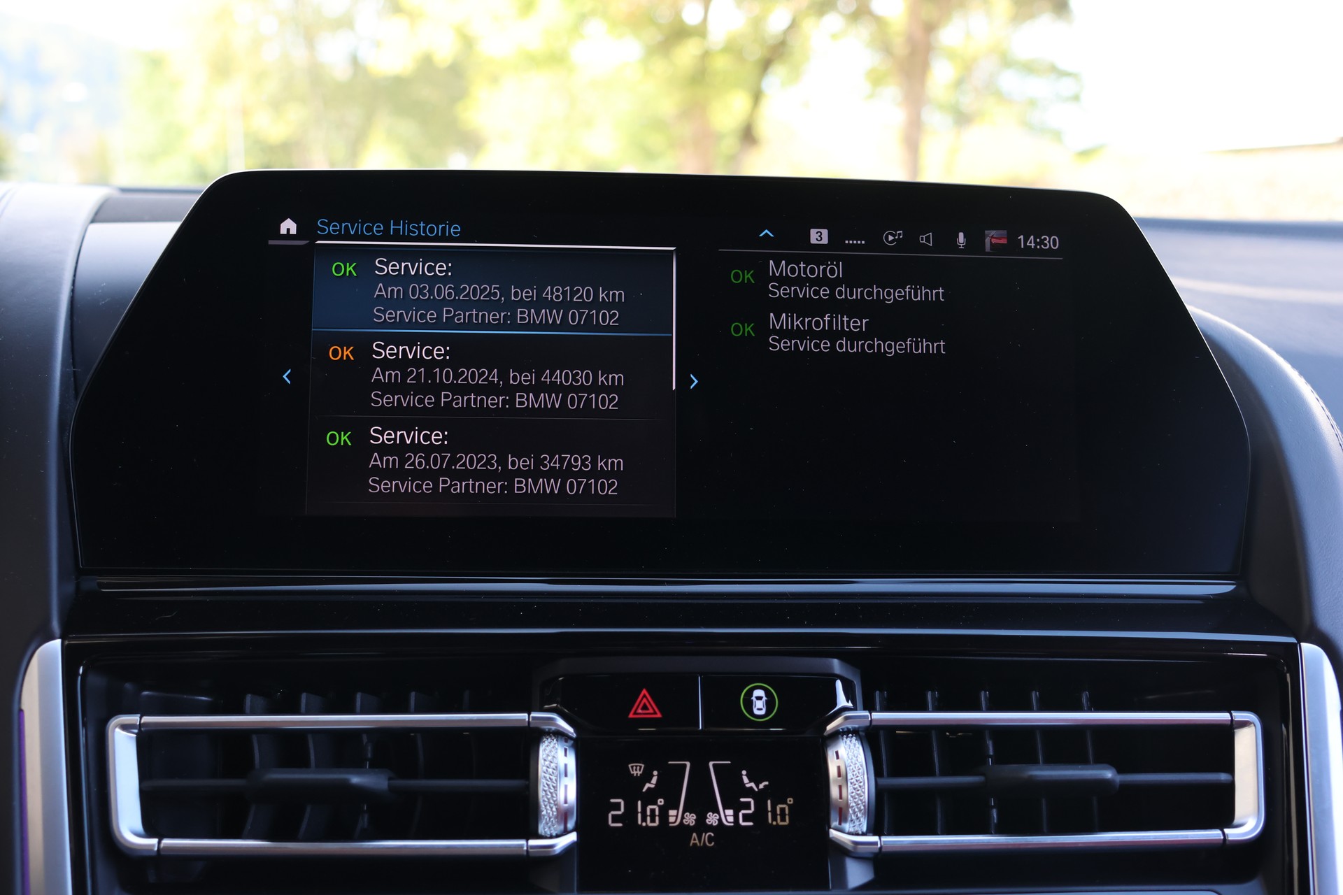 BMW M850i xDrive Steptronic Individual (CH)-image-24
