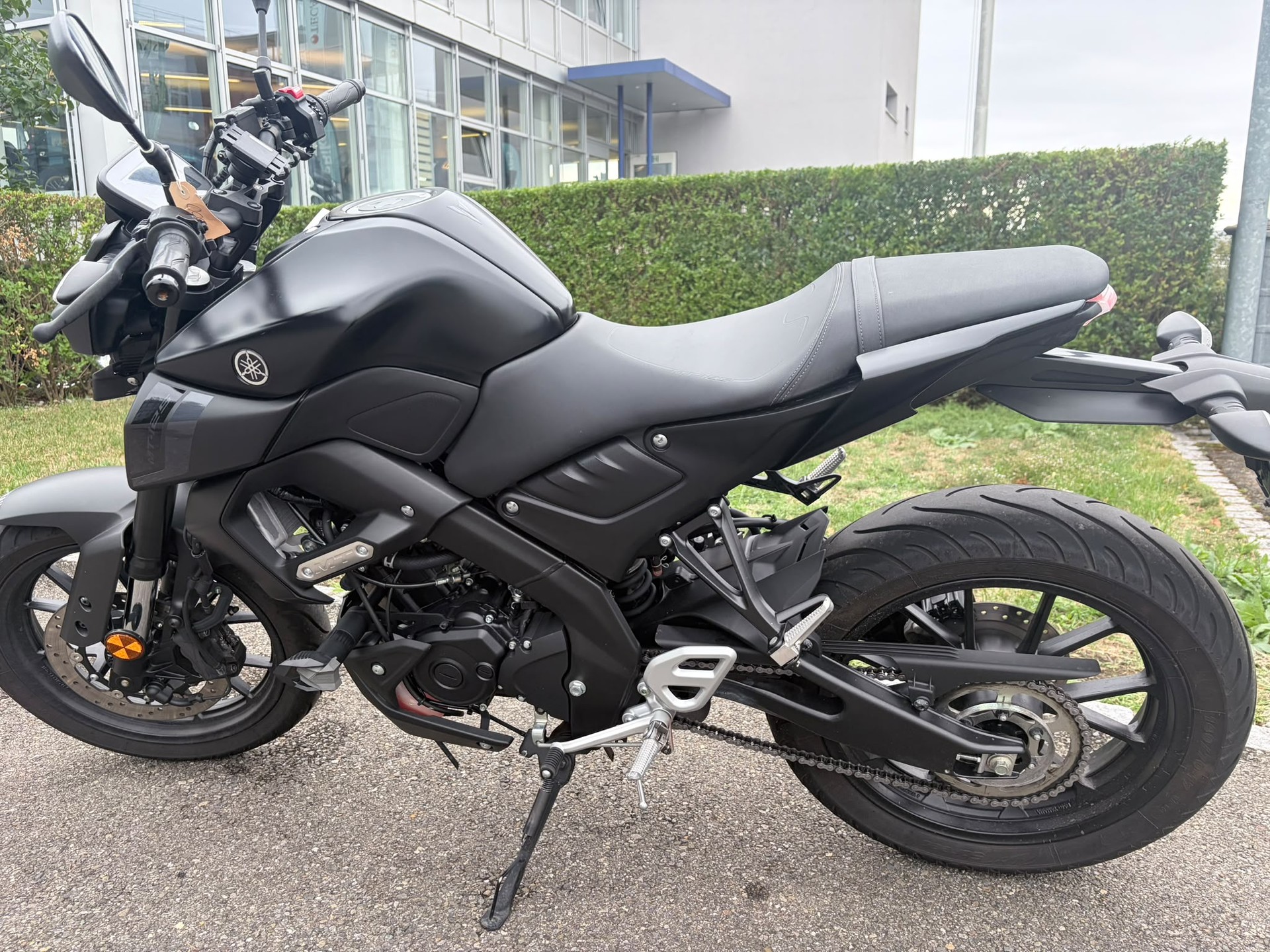 YAMAHA MT-125-image-0