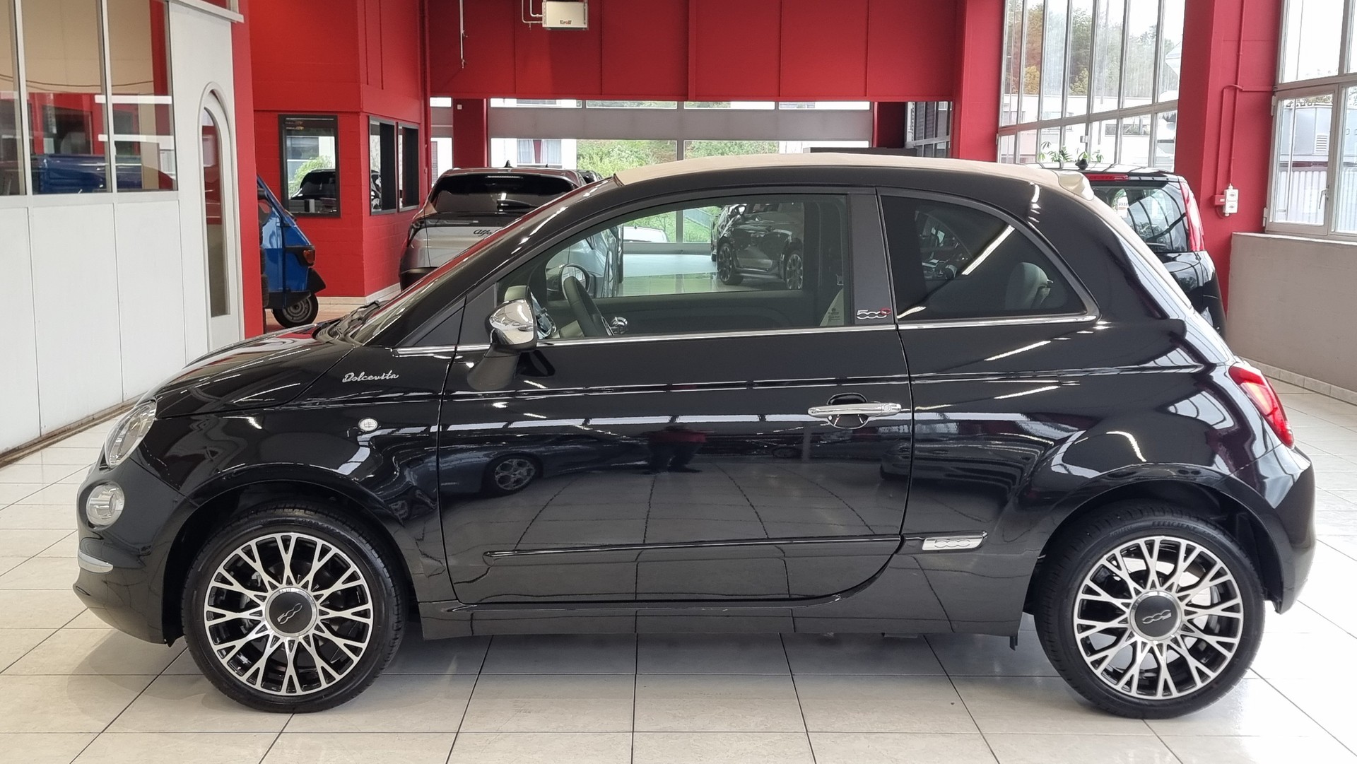 FIAT 500 C 1.0 Hybrid Dolcevita-showroom-element-1