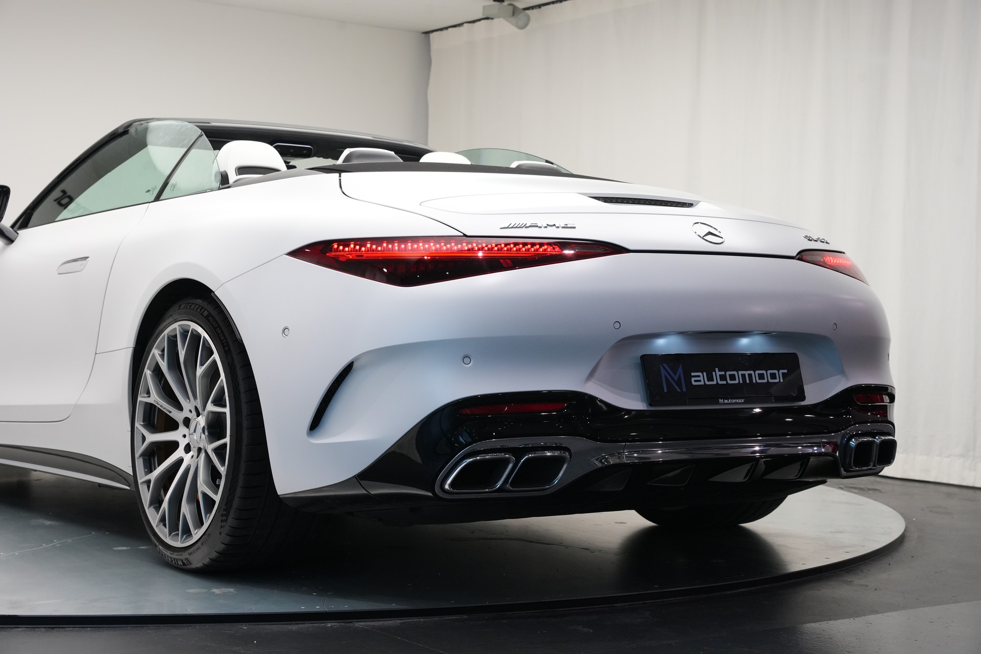 MERCEDES-BENZ AMG SL 63 4M Speedshift MCT *Designo Mattlackierung*-image-46