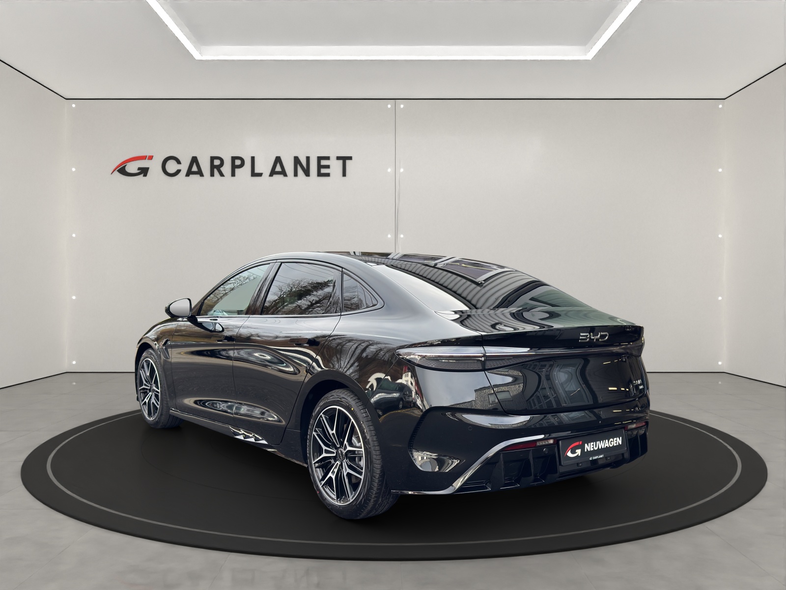 BYD Seal Excellence AWD-showroom-element-2