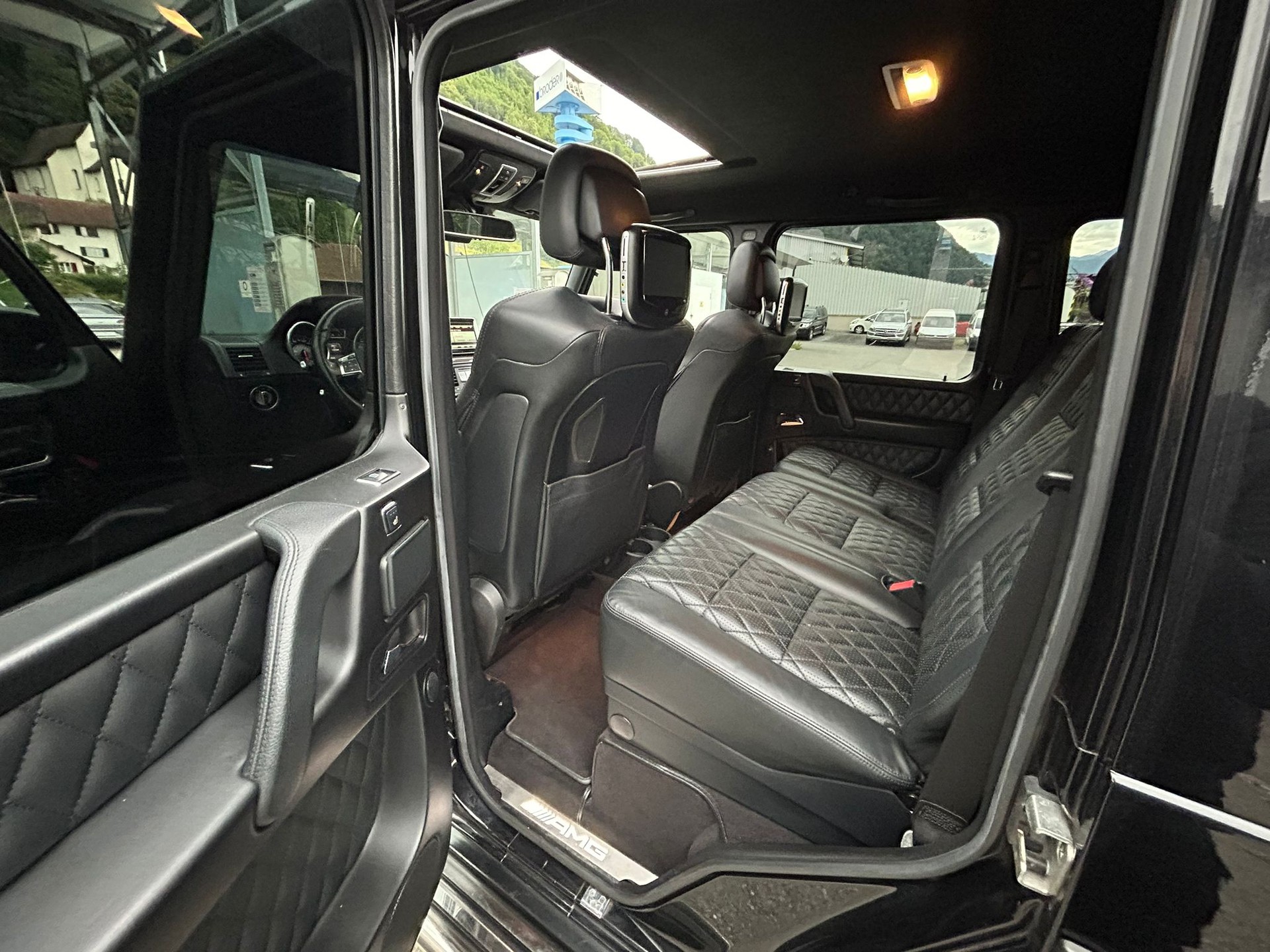 MERCEDES-BENZ G 63 AMG Speedshift Plus 7G-Tronic CH-Fahrzeug-image-11