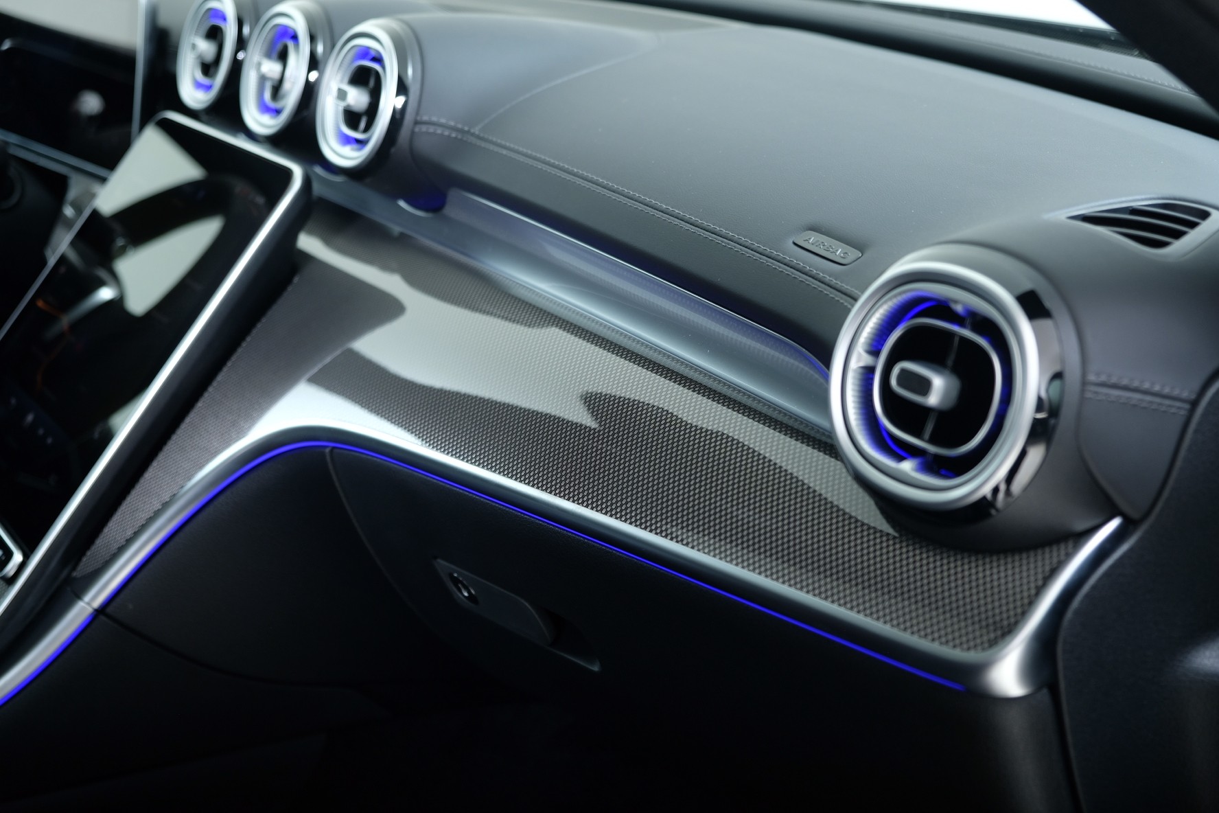 MERCEDES-BENZ C 220 d T 4 Matic Swiss Star-image-12