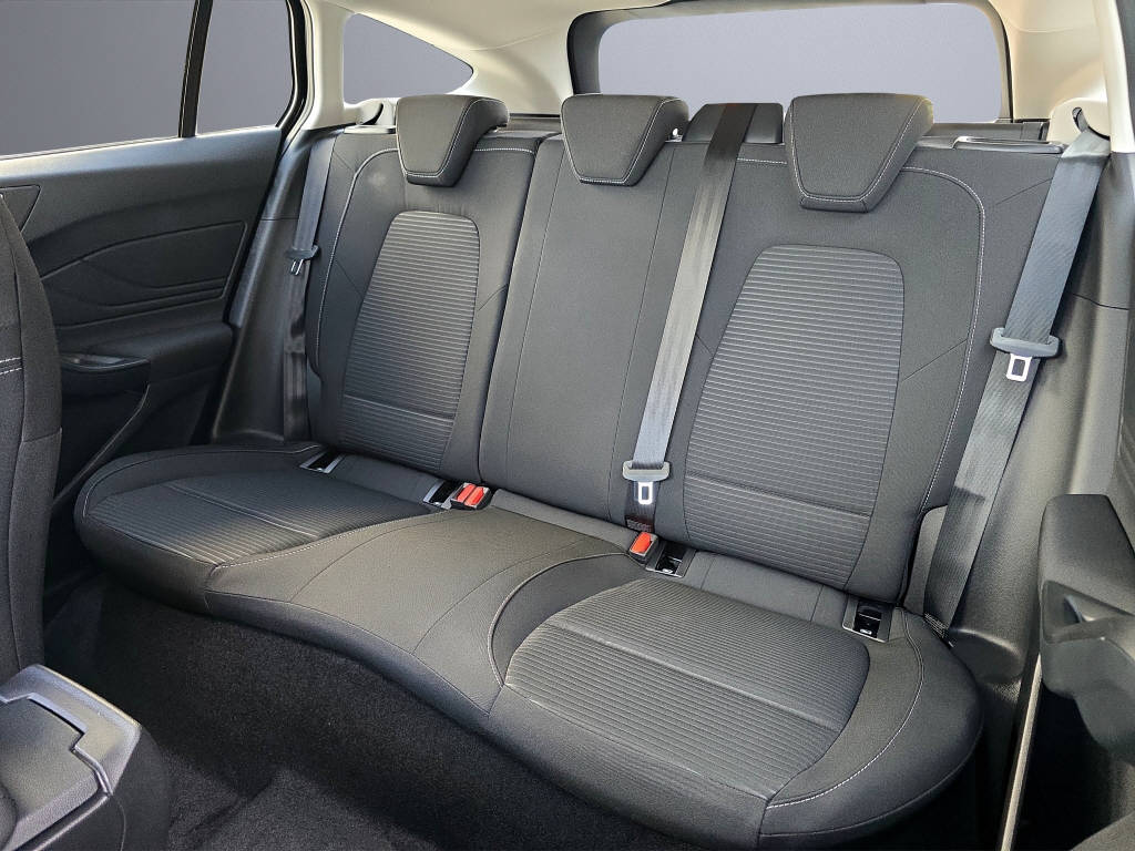 FORD Focus Station Wagon 1.0i EcoB Hybrid 155 Titanium-image-12
