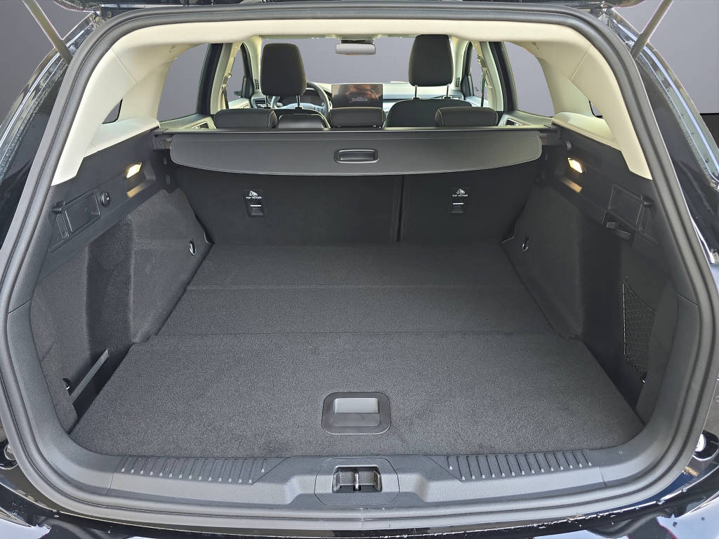 FORD Focus Station Wagon 1.0i EcoB Hybrid 155 Titanium-image-14