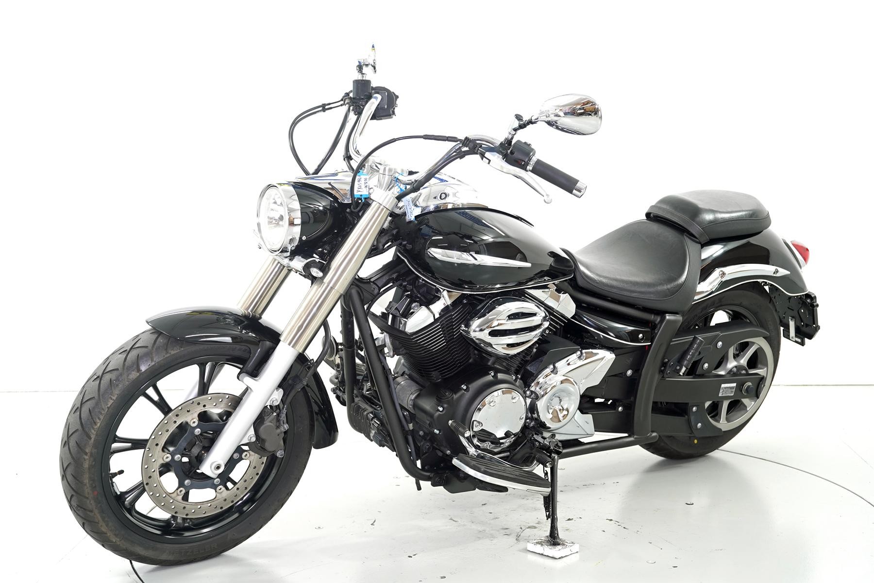 YAMAHA XVS 950-image-2