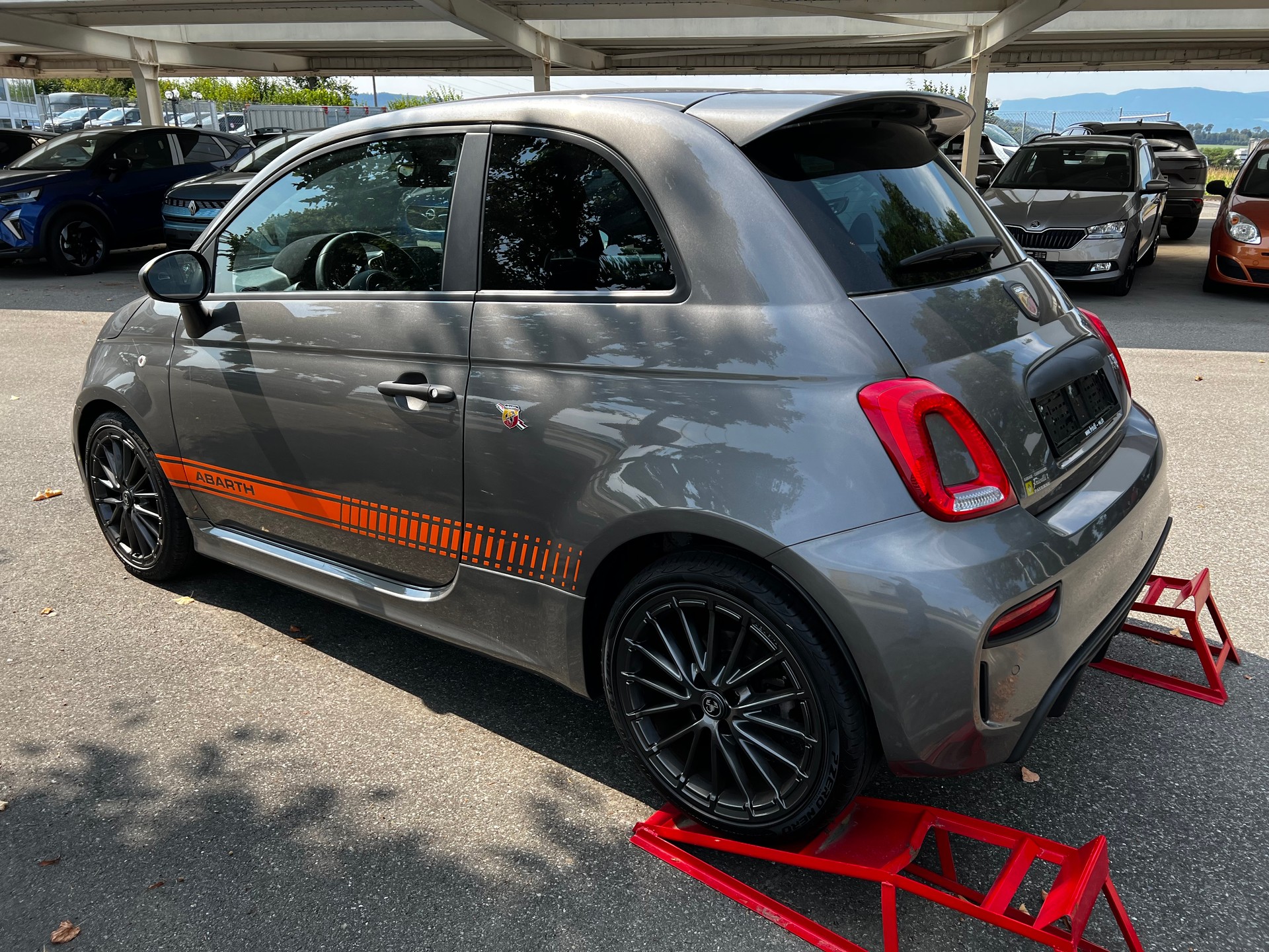 FIAT 595 Abarth 1.4 T-Jet 165 Premium-image-3