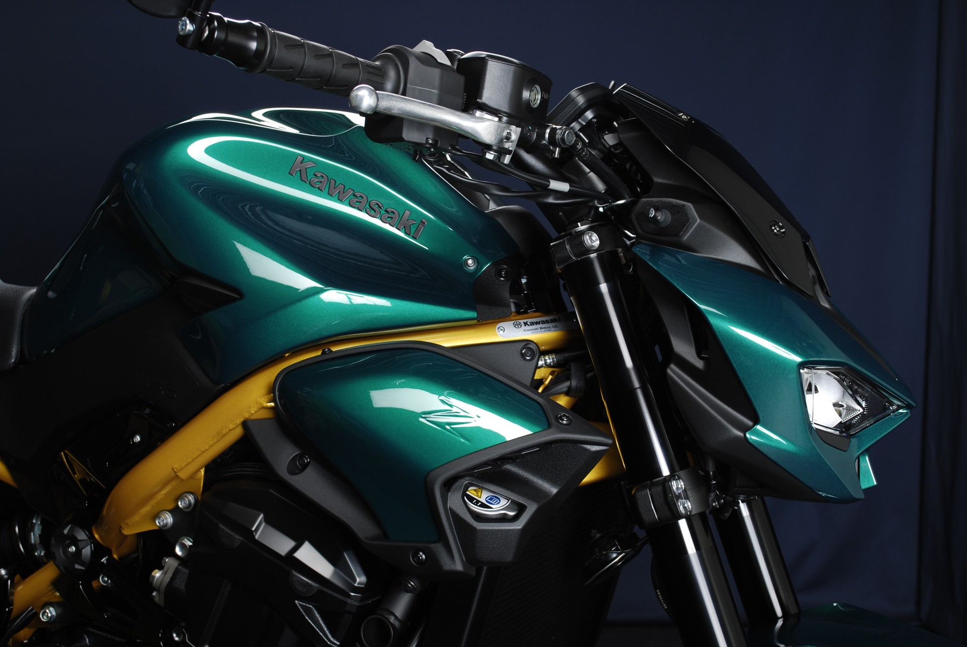 KAWASAKI Z 900 (70kW) MY26 - Sonderumbau-image-4