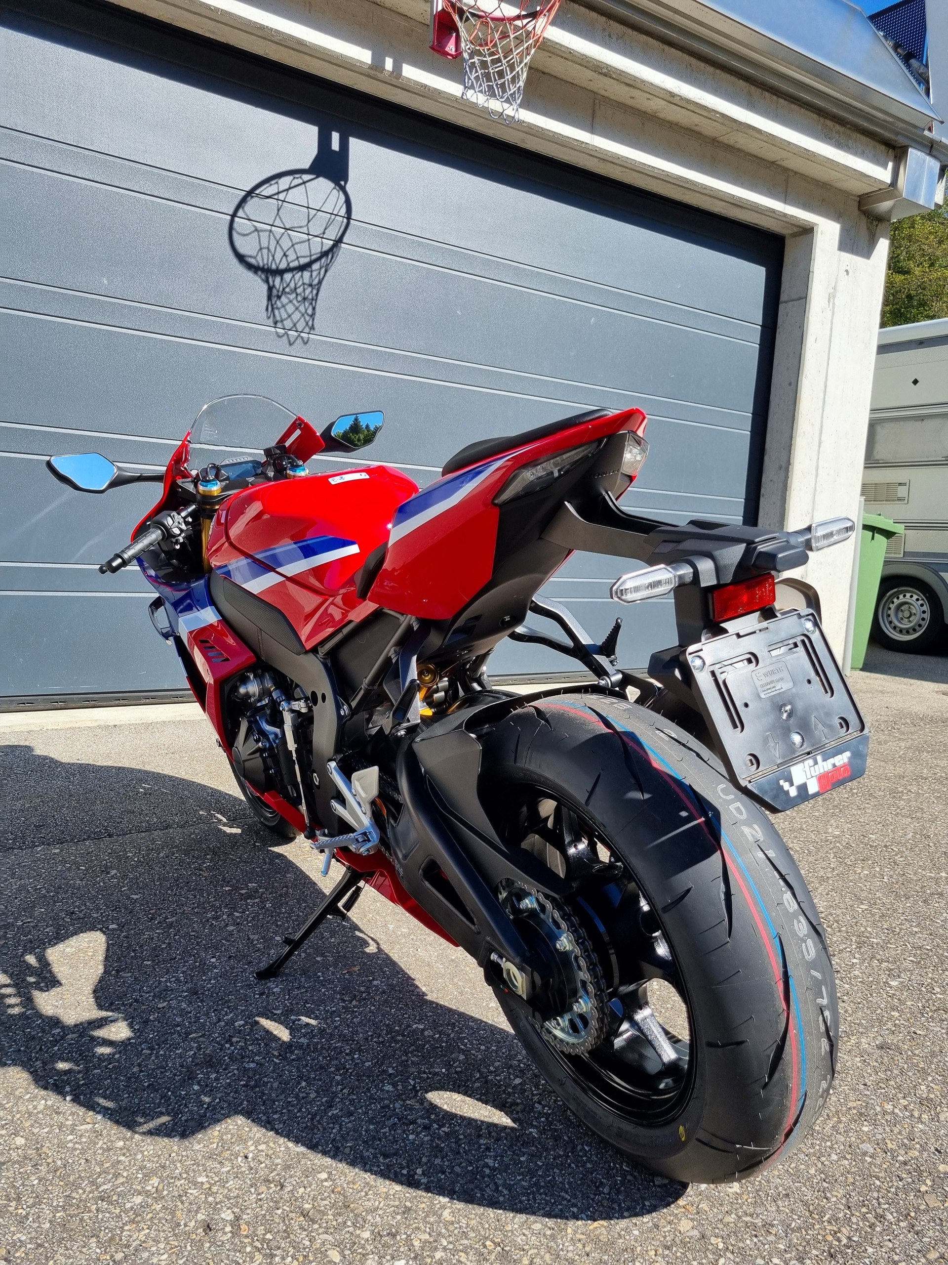 HONDA CBR 1000 RR-R Fireblade SP-image-11