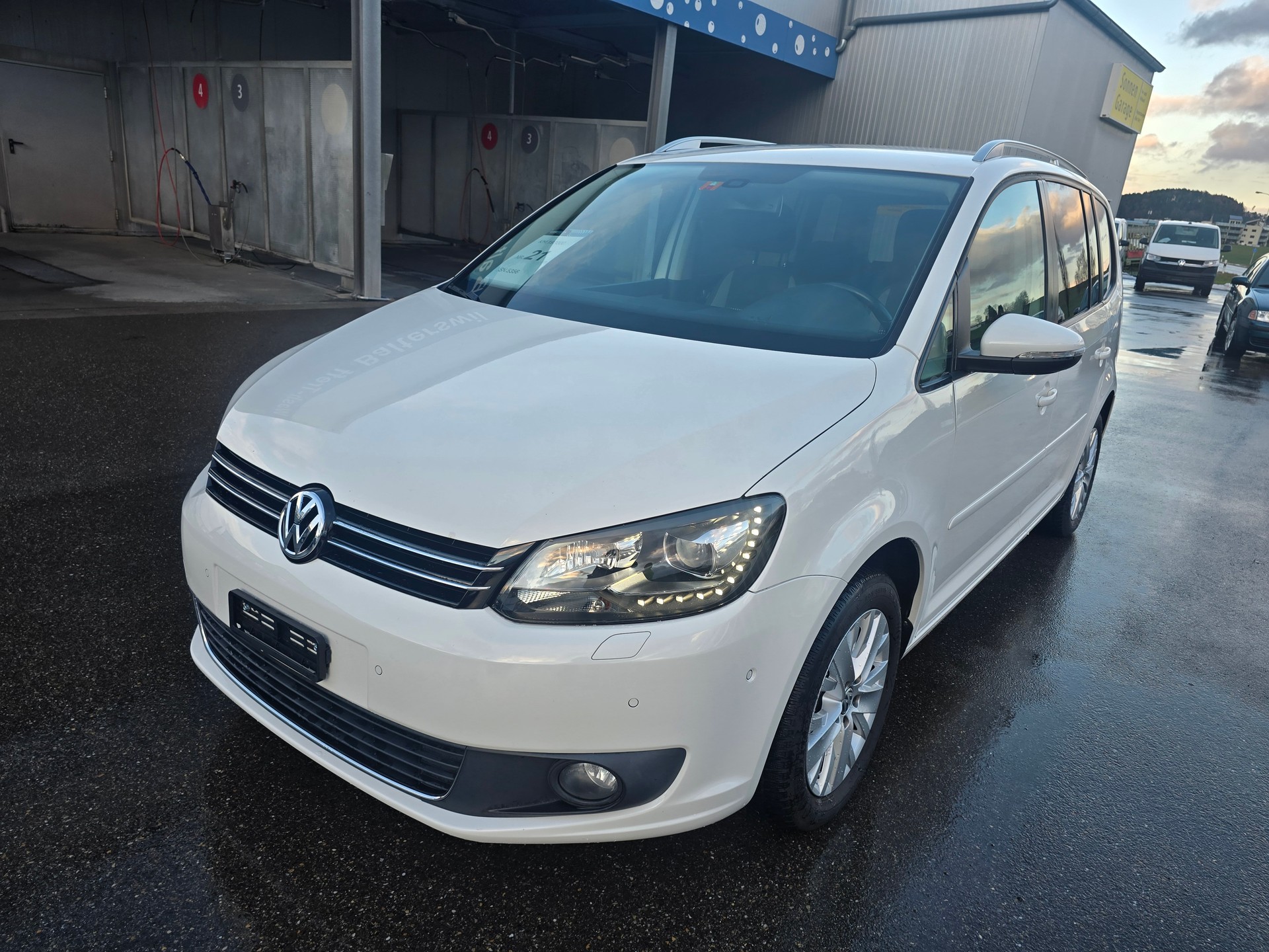 VW Touran 1.6 TDI BMT Comfortline DSG*TOP-ZUSTAND*Frisch ab Service*TOP Ausstattung*ZAHNRIEMEN FRISCH GEWCHSELT