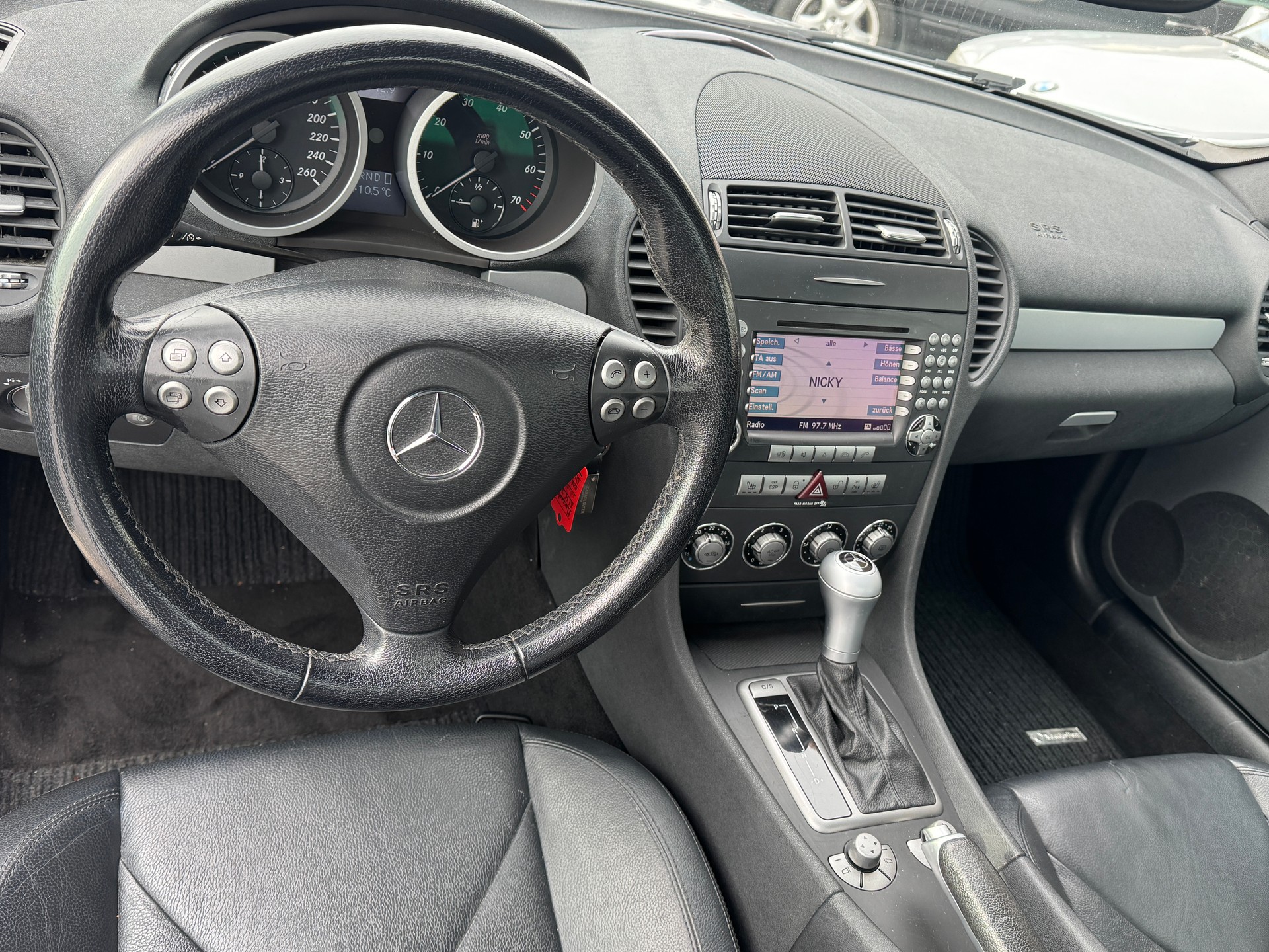 MERCEDES-BENZ SLK 350-image-8