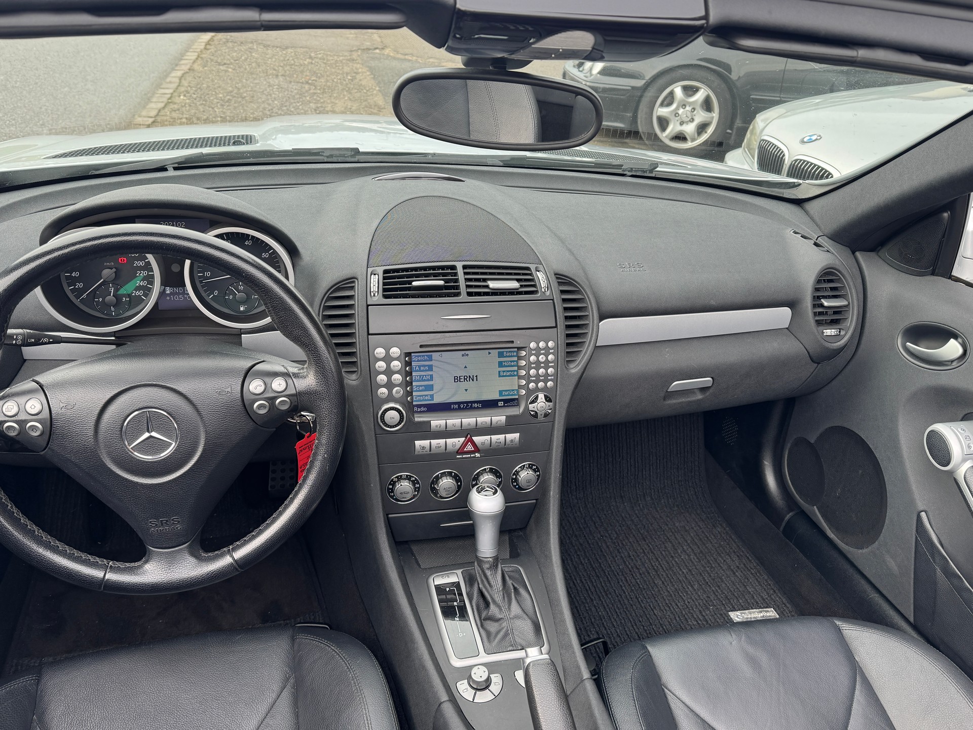 MERCEDES-BENZ SLK 350-image-10
