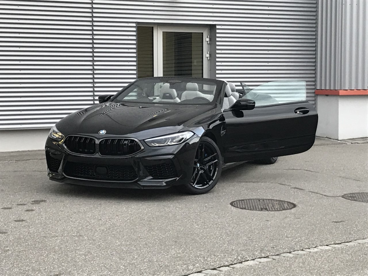 BMW M8 xDrive M Competition Steptronic-showroom-element-1