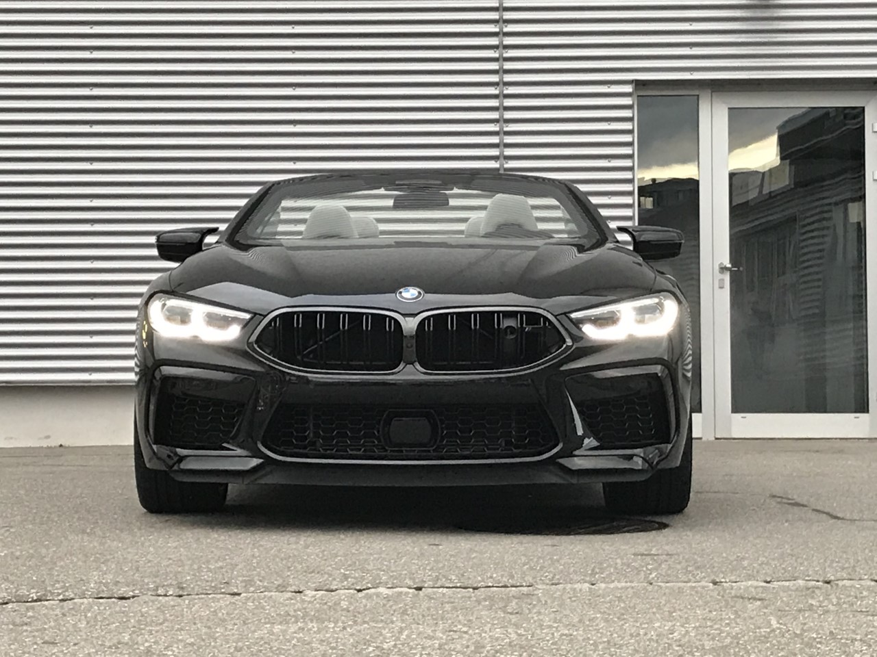 BMW M8 xDrive M Competition Steptronic-image-5