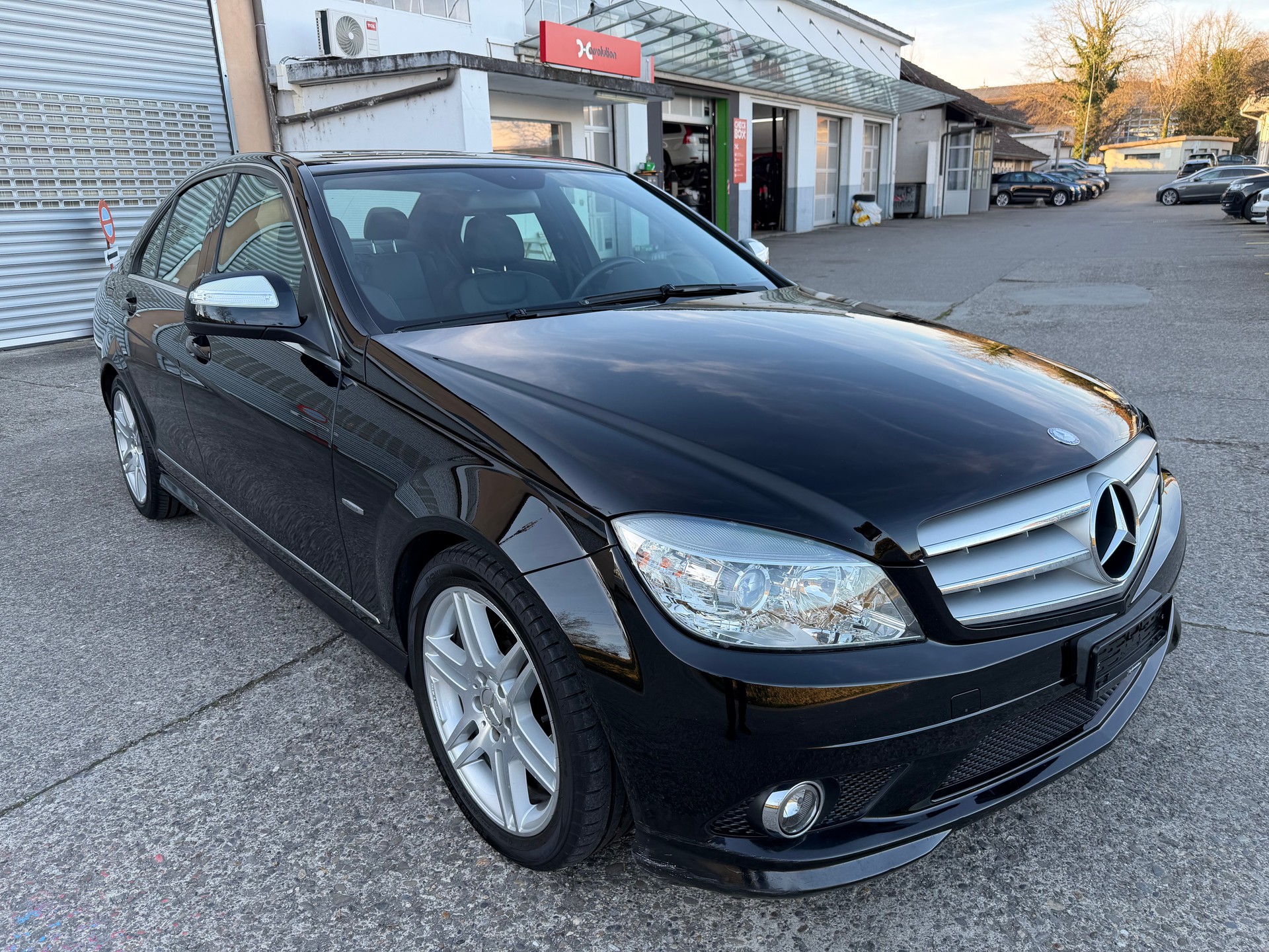 MERCEDES-BENZ C 180 Kompressor White Star Automatic-image-5