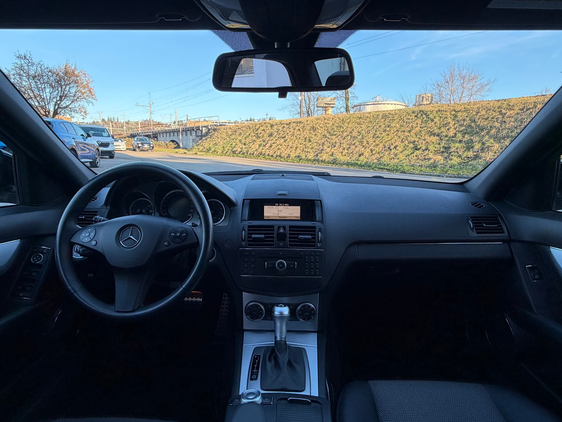 MERCEDES-BENZ C 180 Kompressor White Star Automatic-image-10