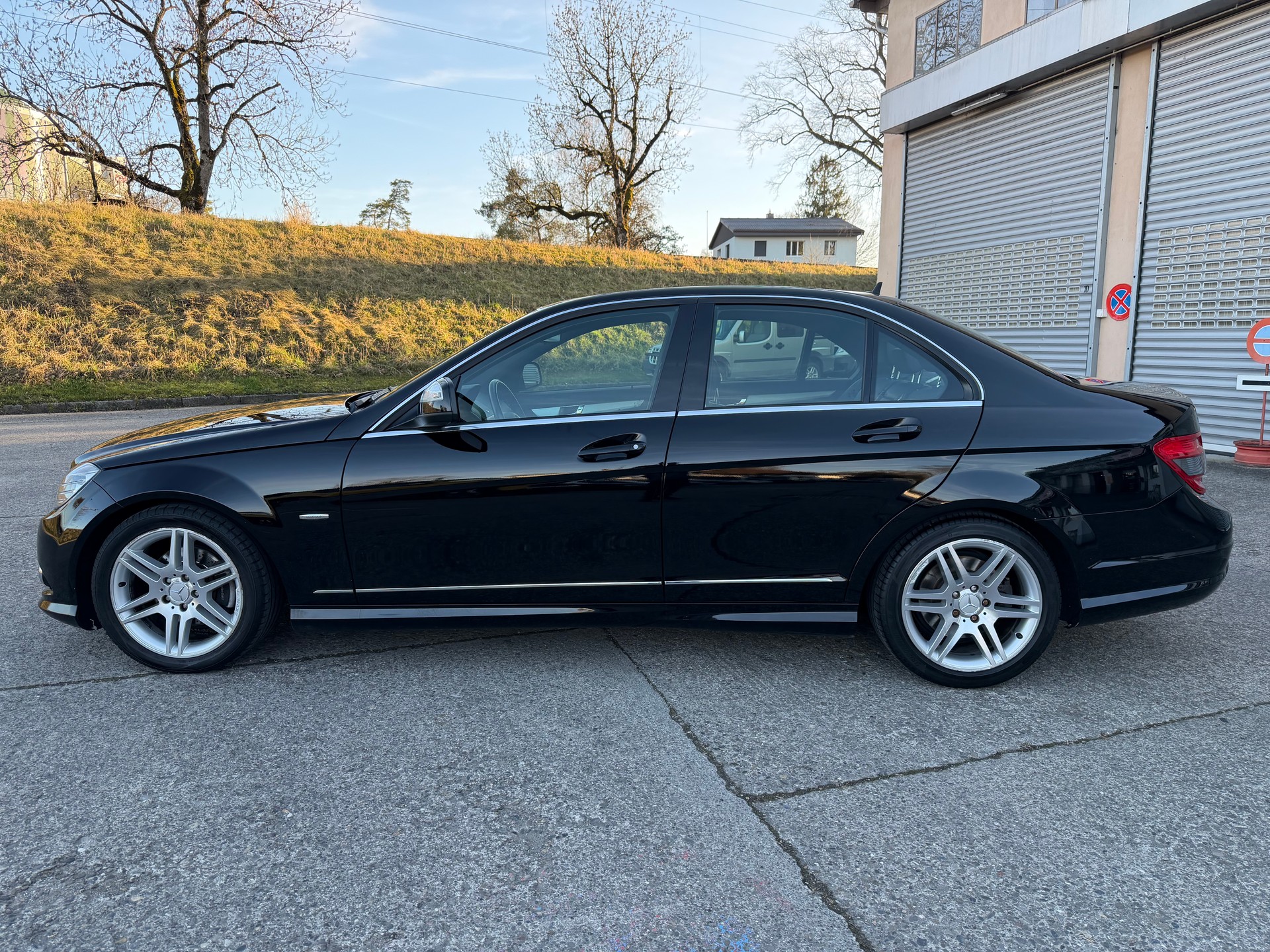MERCEDES-BENZ C 180 Kompressor White Star Automatic-showroom-element-1