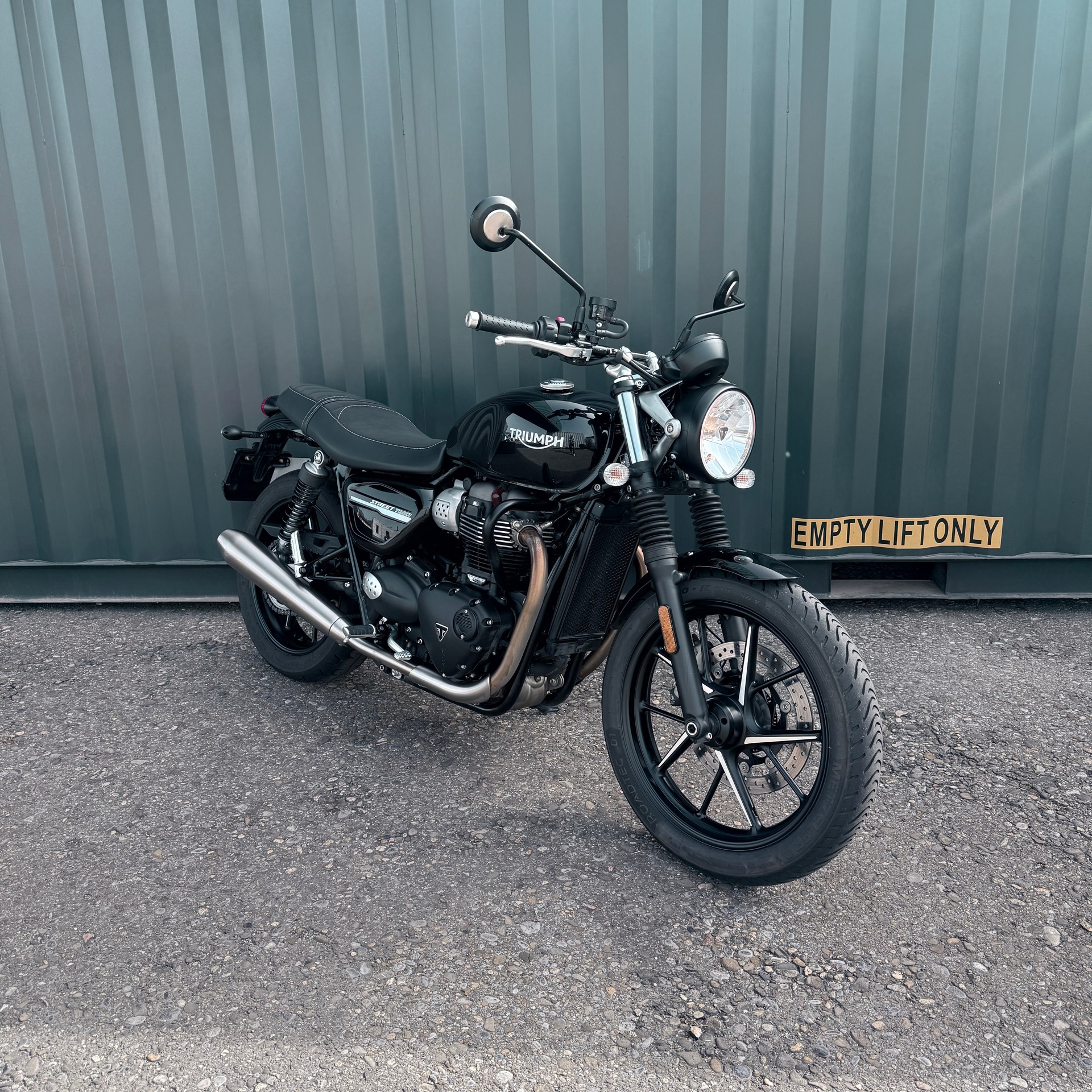 TRIUMPH Street Twin 900 i (35kW)-image-6