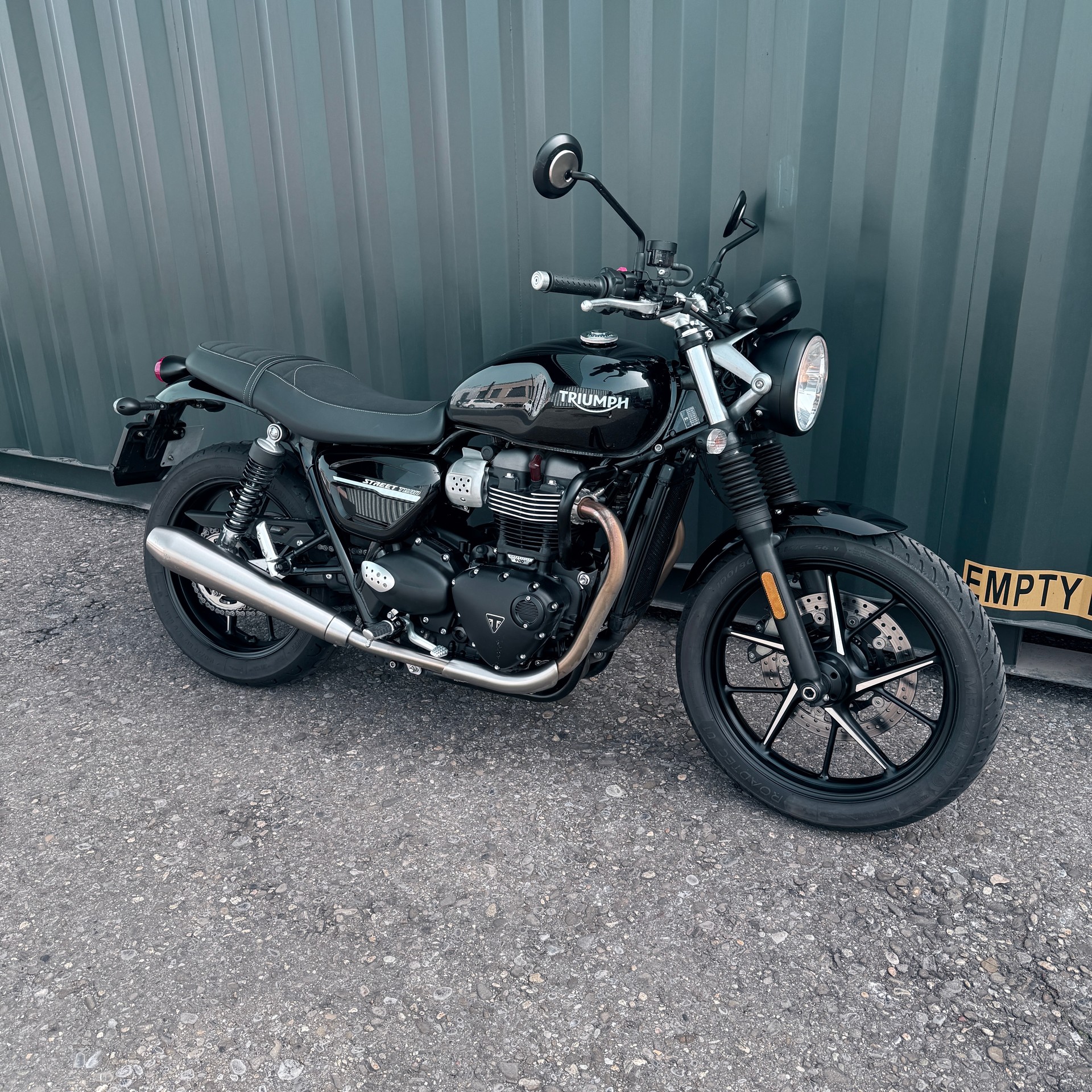 TRIUMPH Street Twin 900 i (35kW)-image-2