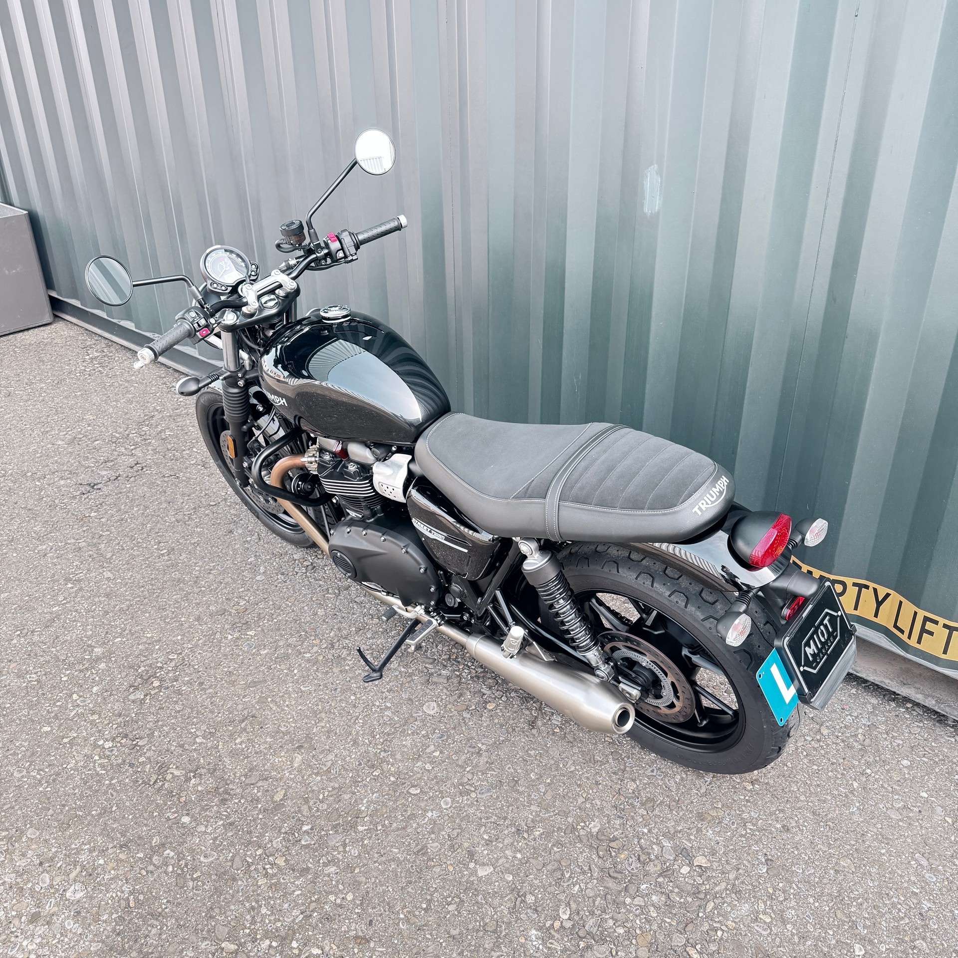 TRIUMPH Street Twin 900 i (35kW)-image-11