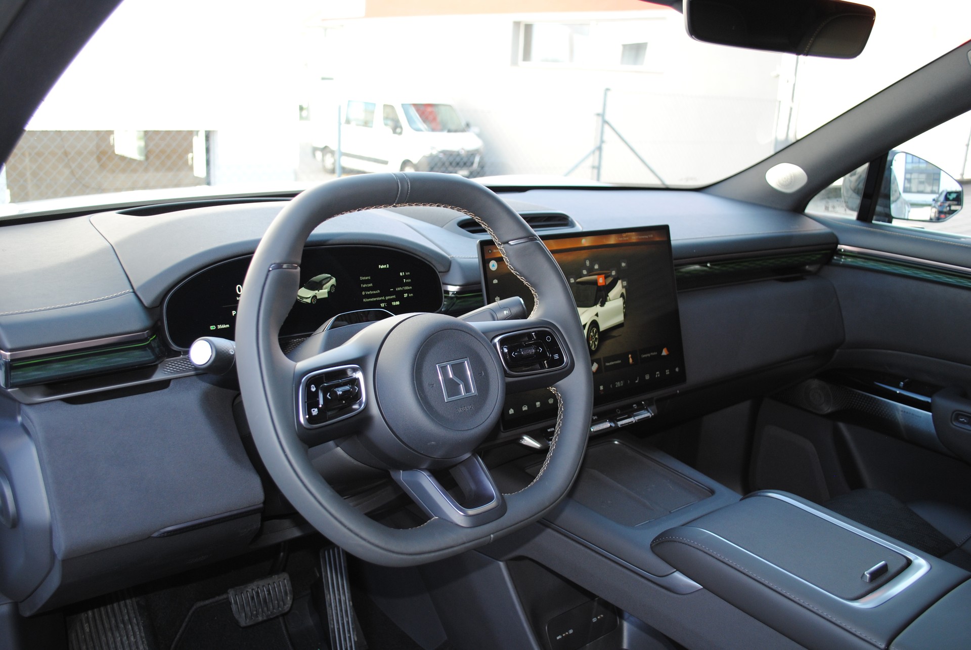 ZEEKR 7X 100kWh Privilege AWD-image-11