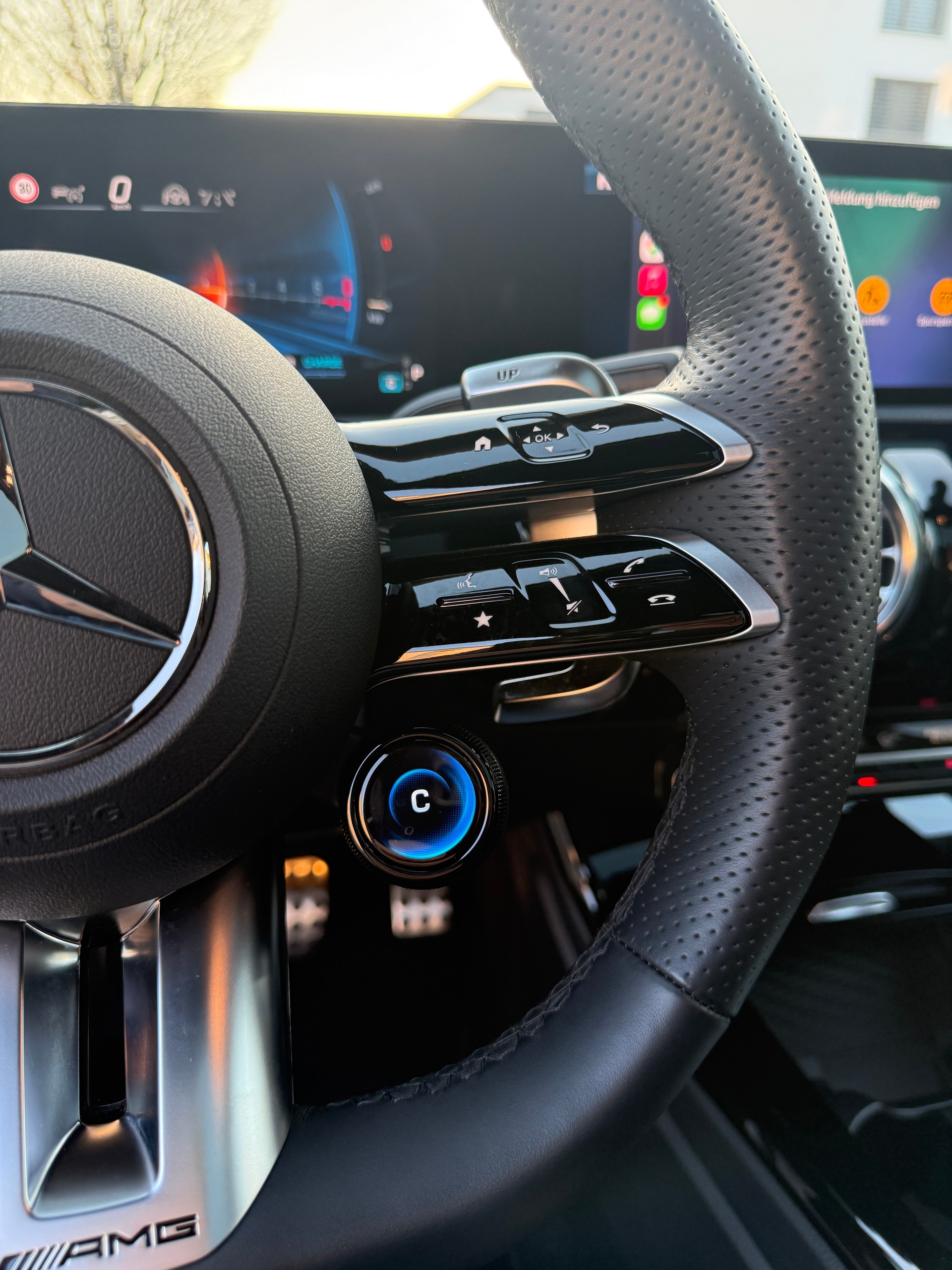 MERCEDES-BENZ A AMG 35 4MATIC 8G-DCT*EL. PANORAMA-GLASSCHIEBEDACH-image-12