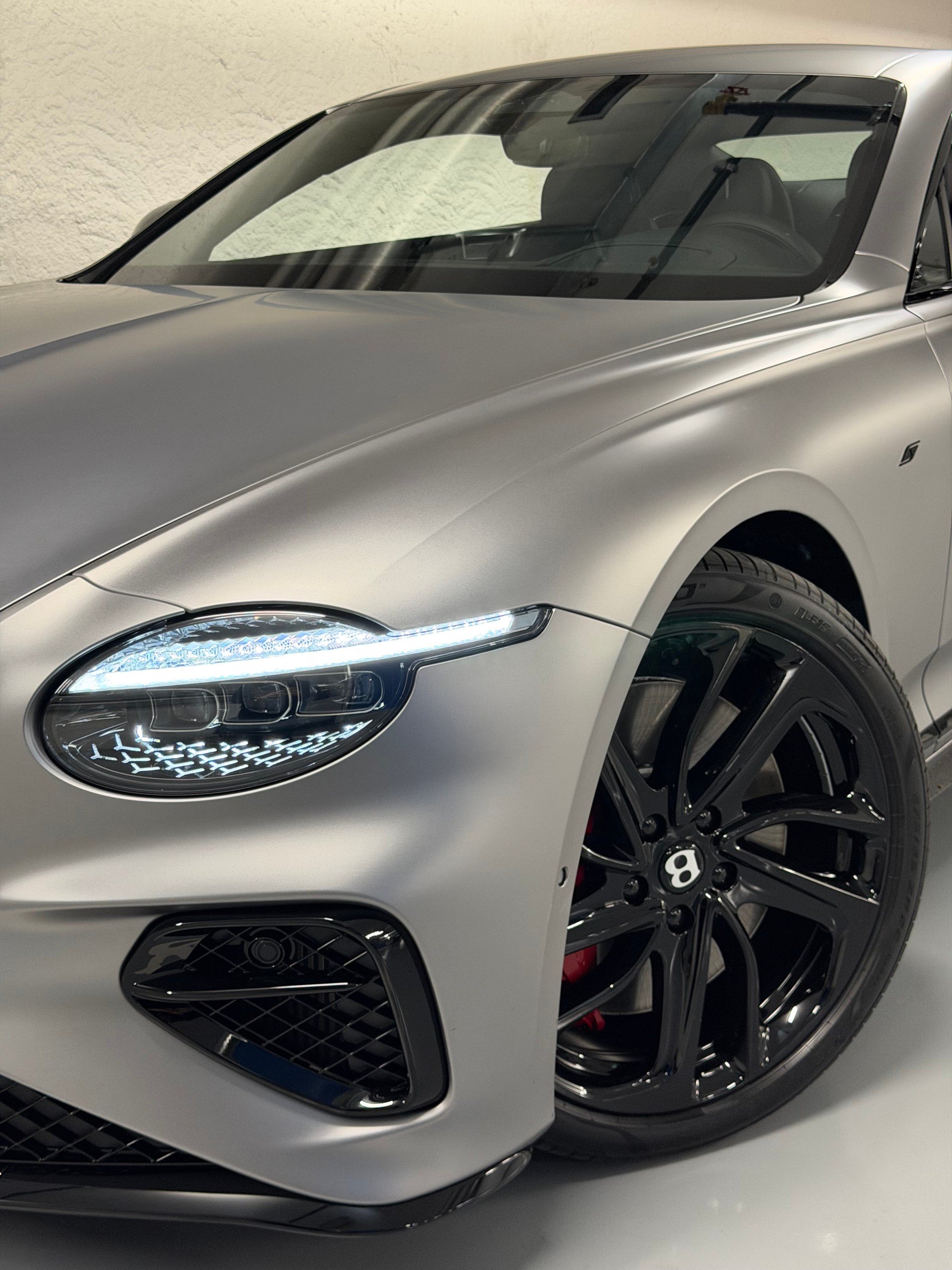 BENTLEY Continental GT 4.0 V8 PHEV S-image-21