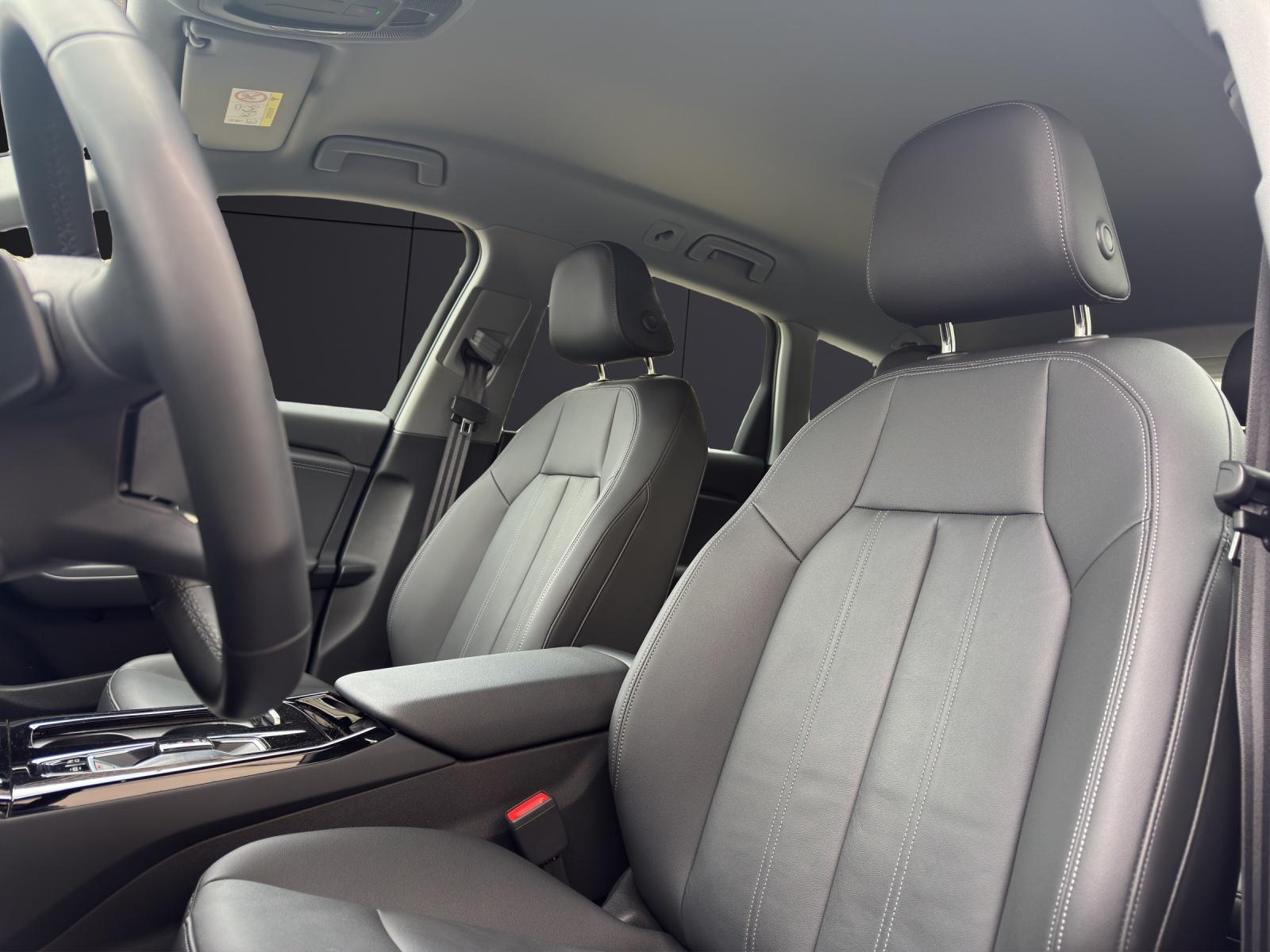 AUDI Q6 e-tron quattro-image-10