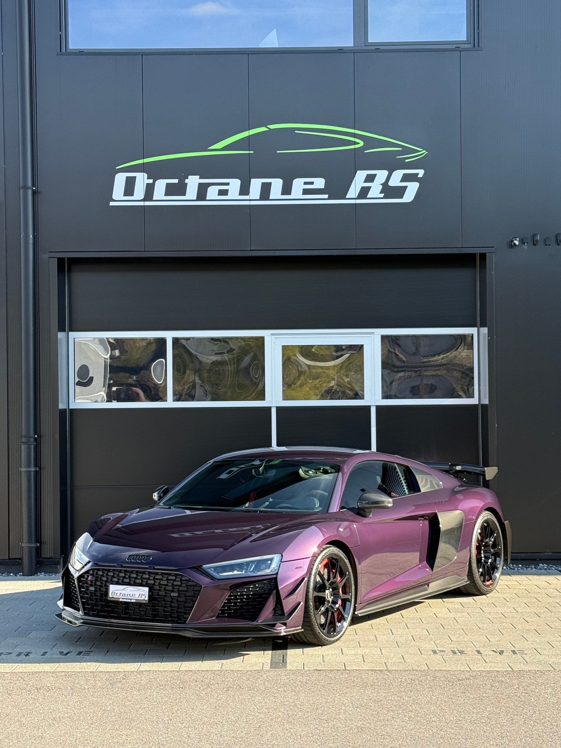 AUDI R8 Coupé GT RWD S-Tronic