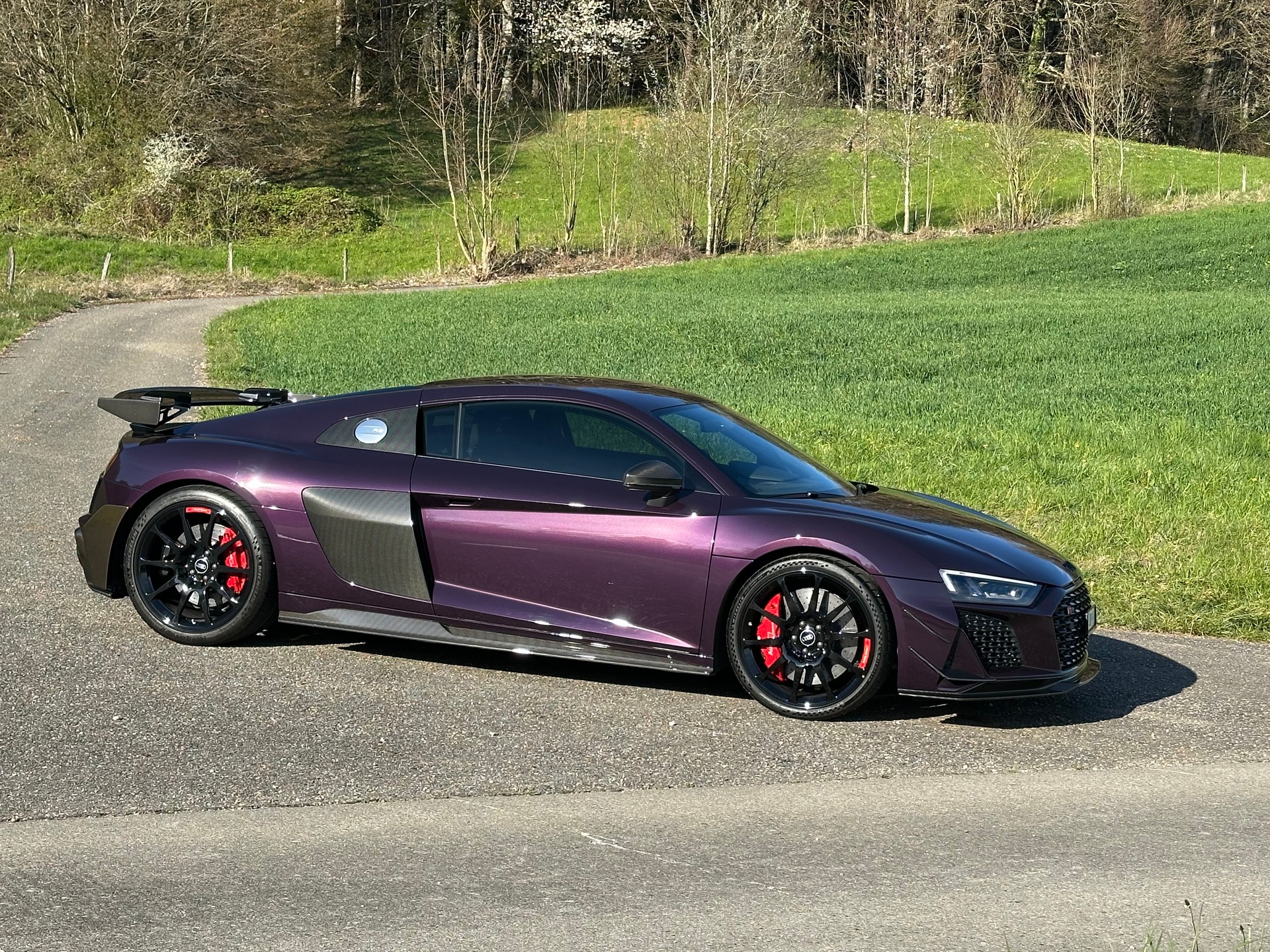 AUDI R8 Coupé GT RWD S-Tronic-image-1